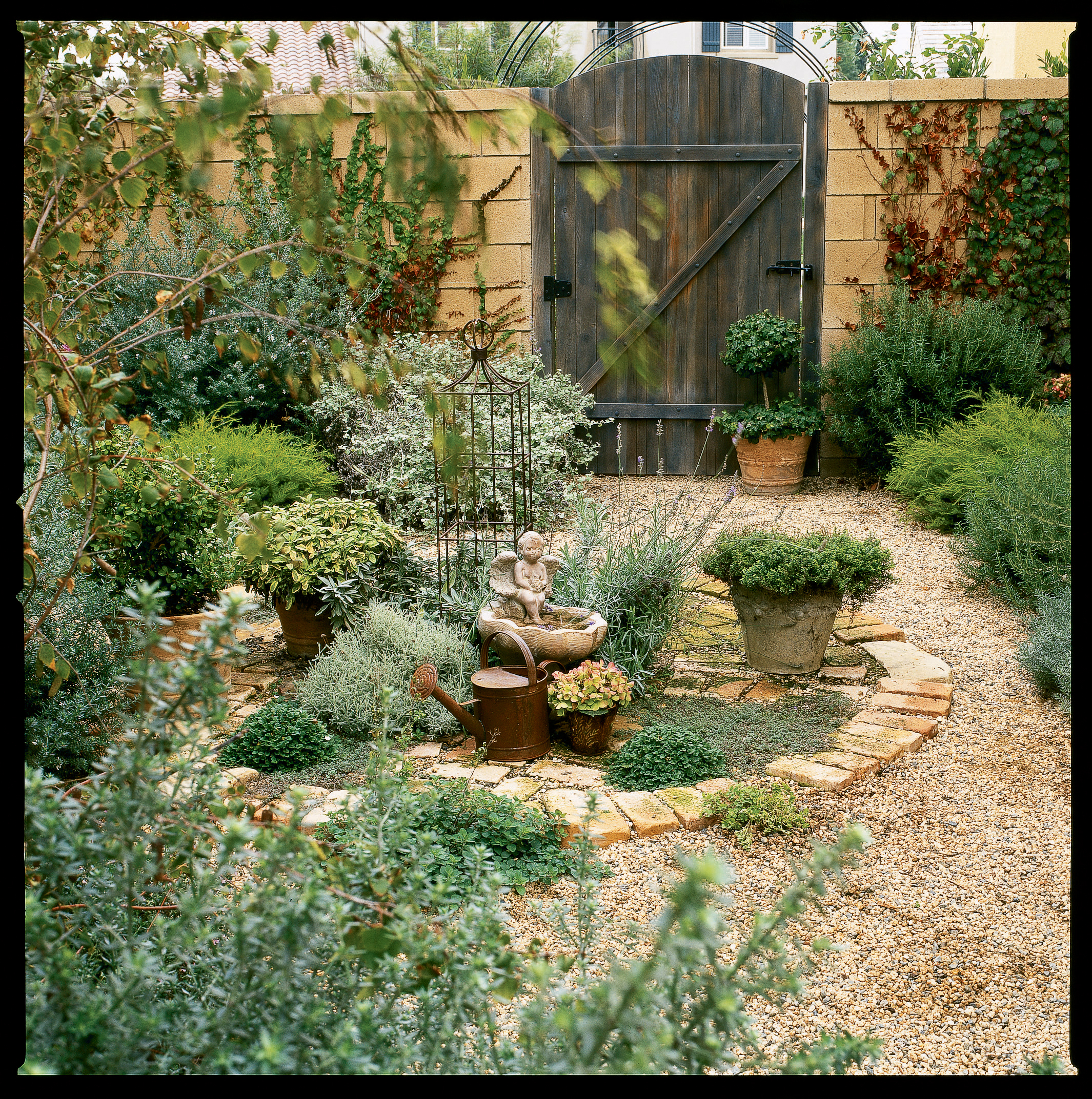 old-world-kitchen-garden
