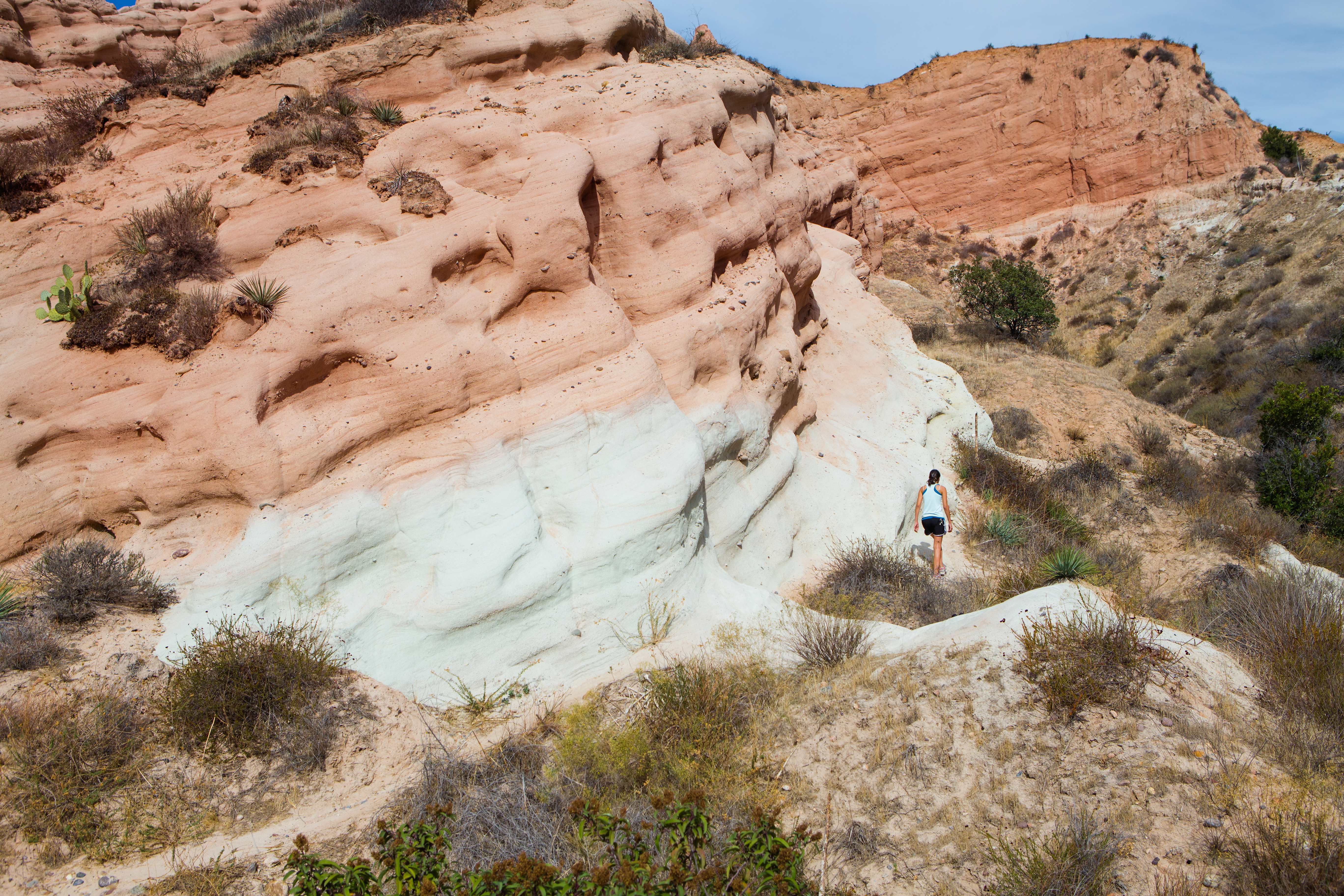 red-rock-trail-whiting-ranch-wilderness-park-foothill-ranch-ca