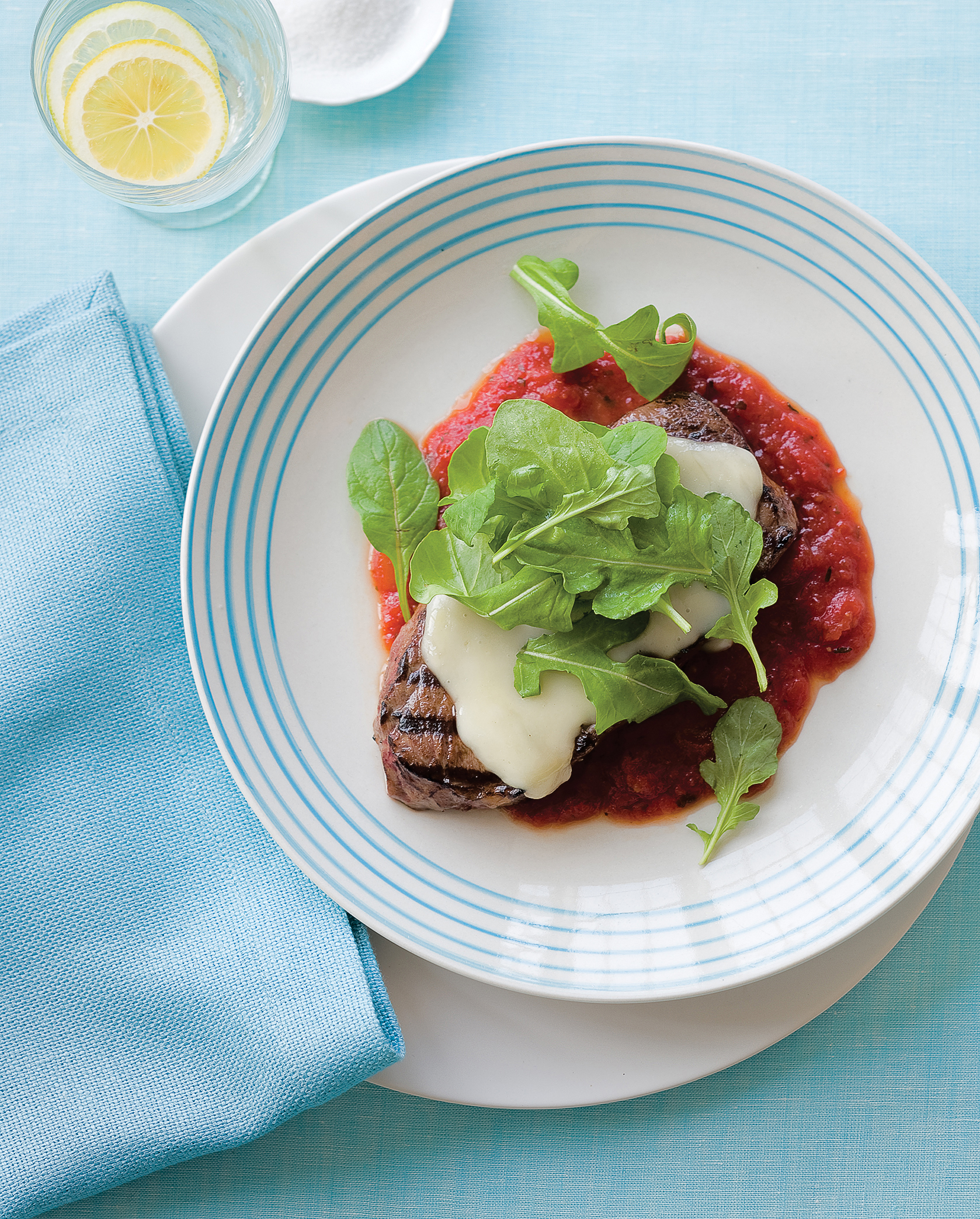 warm-steak-salad-with-marinara-sauce-cabernet-sauvignon
