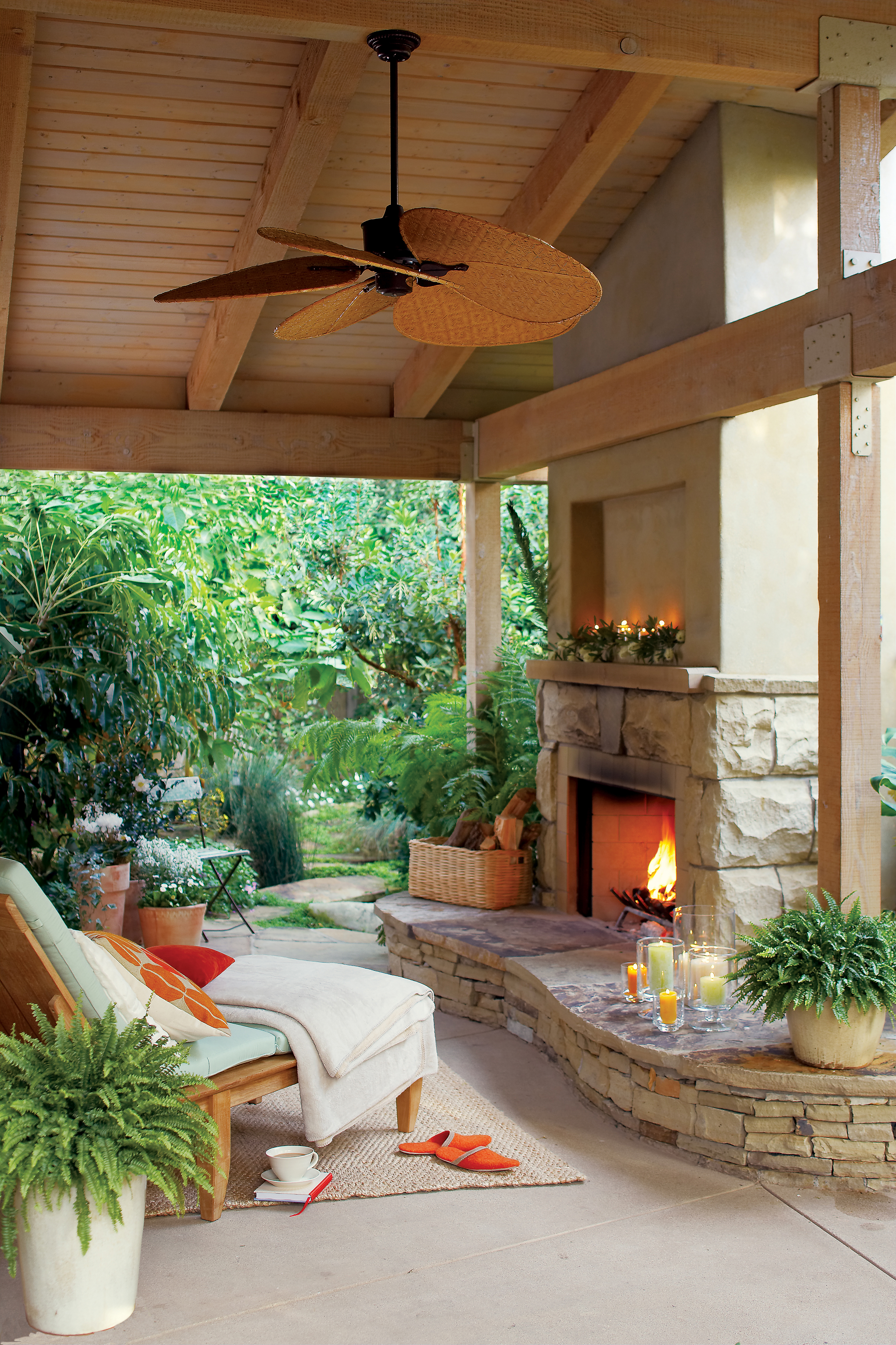 welcoming-winter-patio