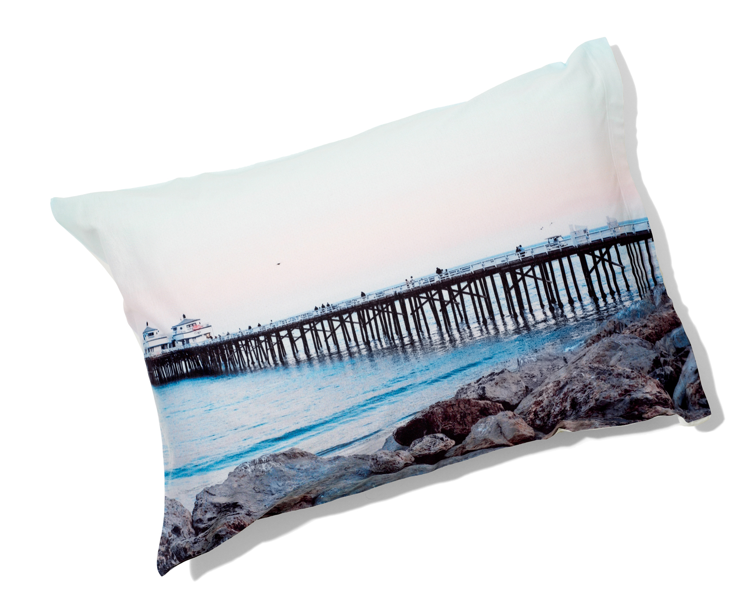 decorate-with-travel-photos