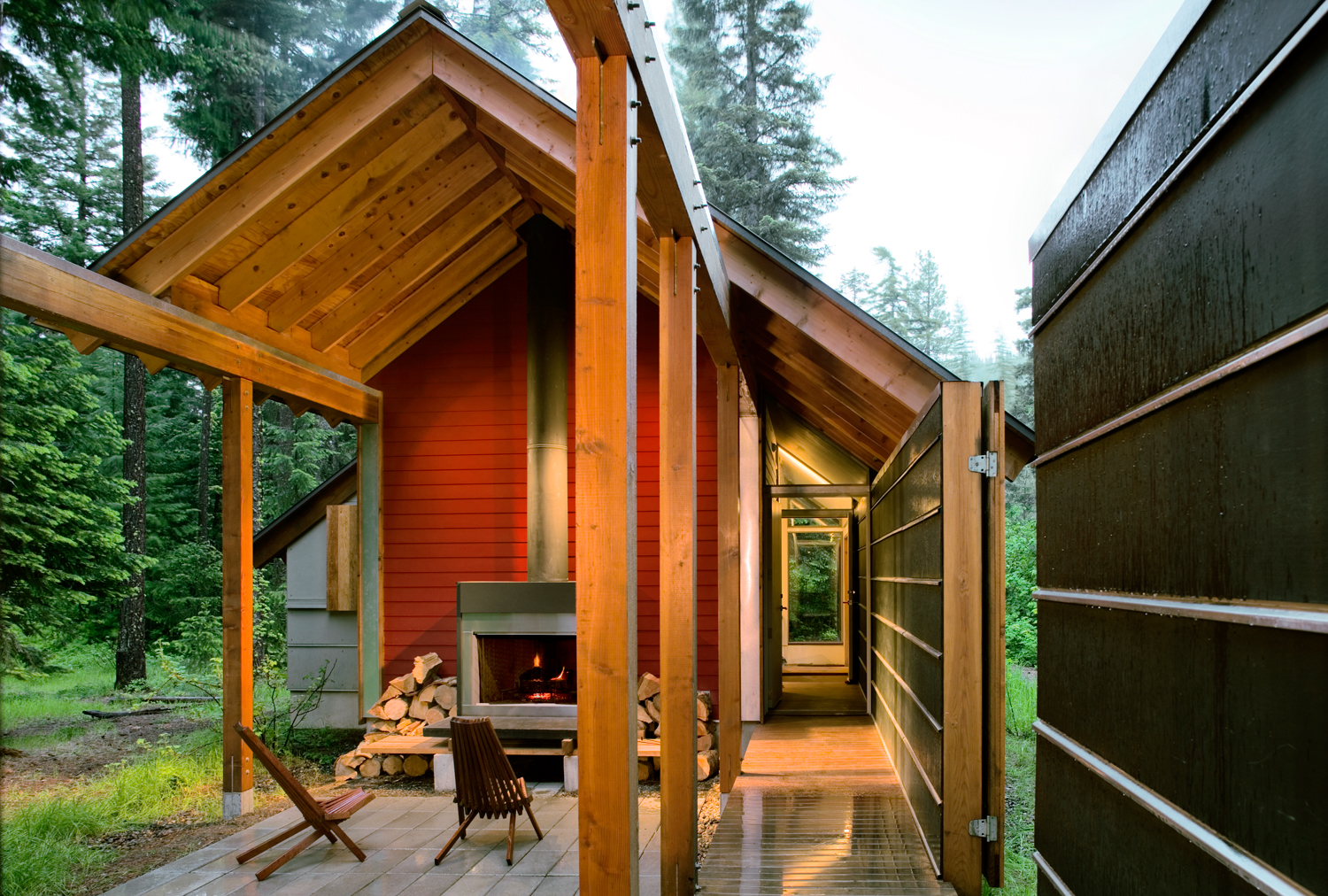 honorable-mention-indoor-outdoor-living