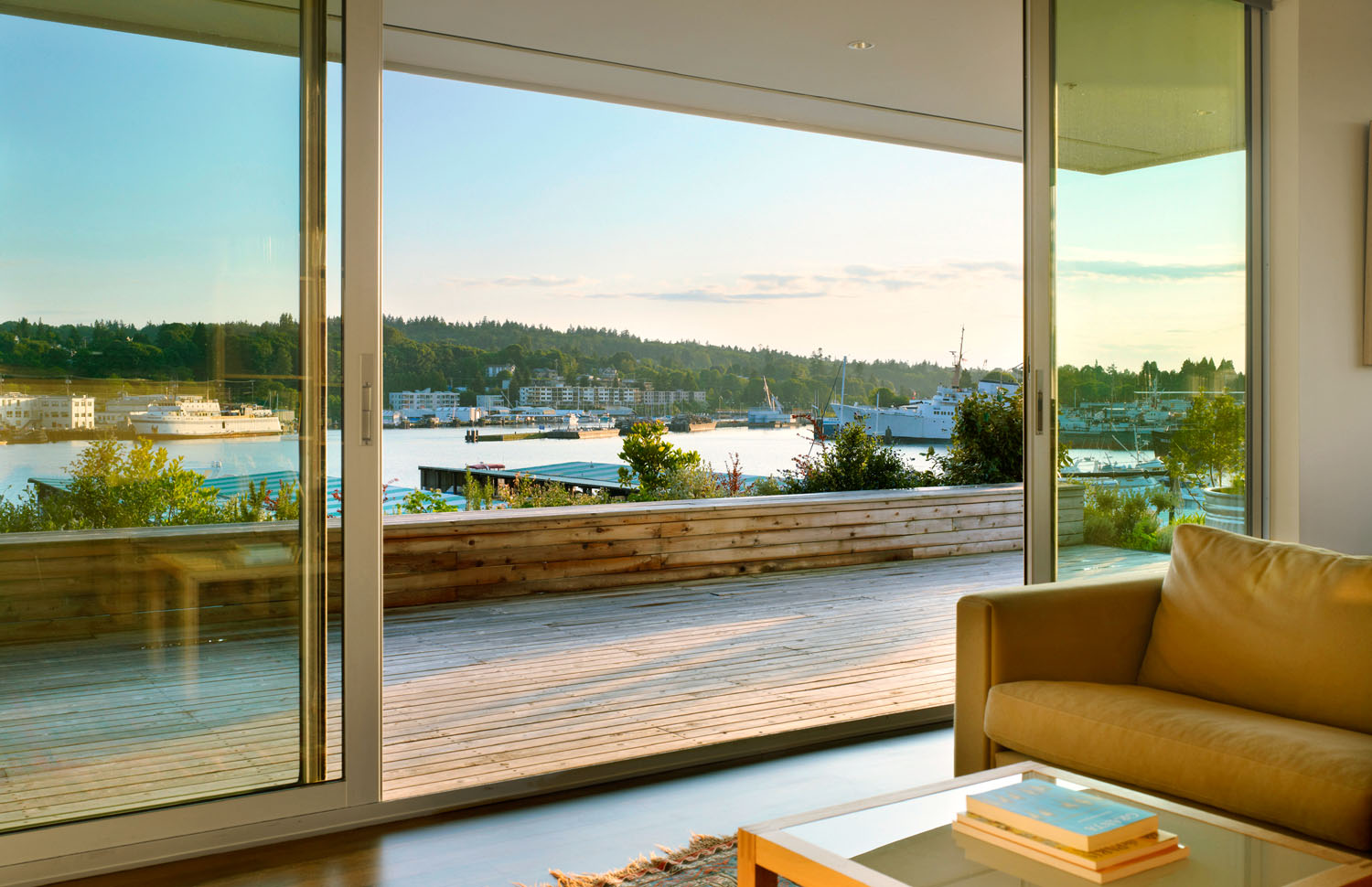 small-space-honorable-mention-roof-with-a-view