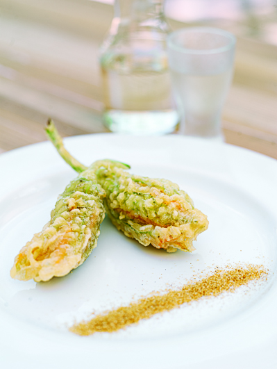 pho-sco-crowd-control