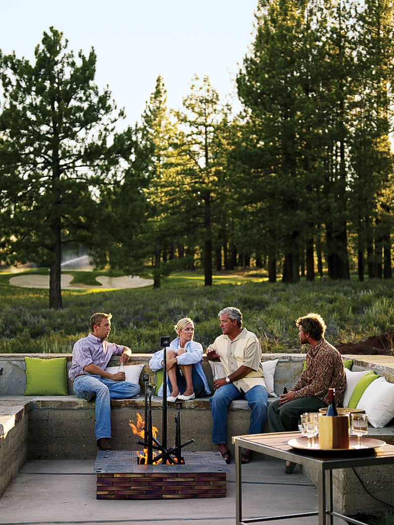 earthy-outdoor-lounge