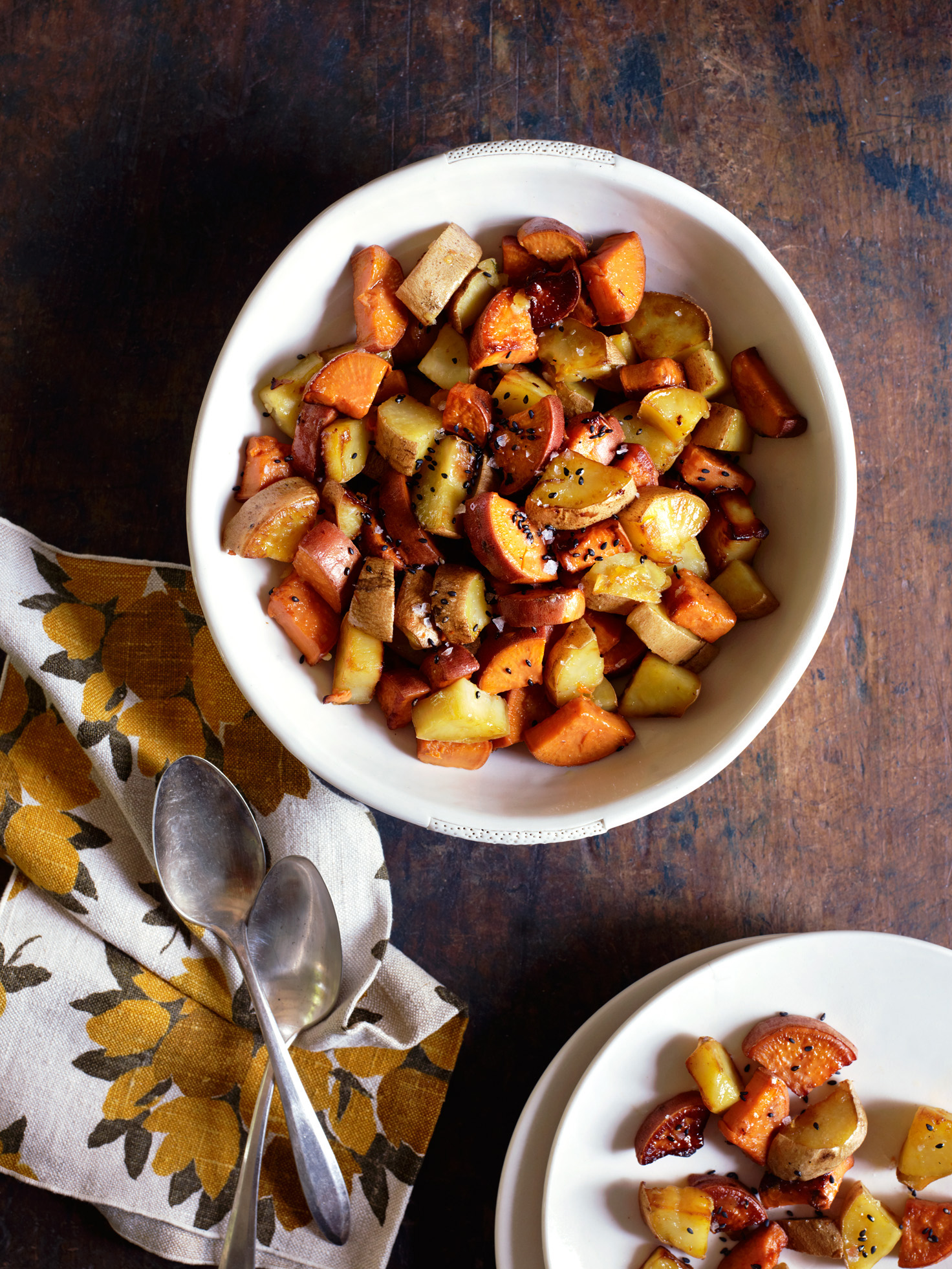 coconut-pan-roasted-sweet-potatoes-with-sesame-seeds