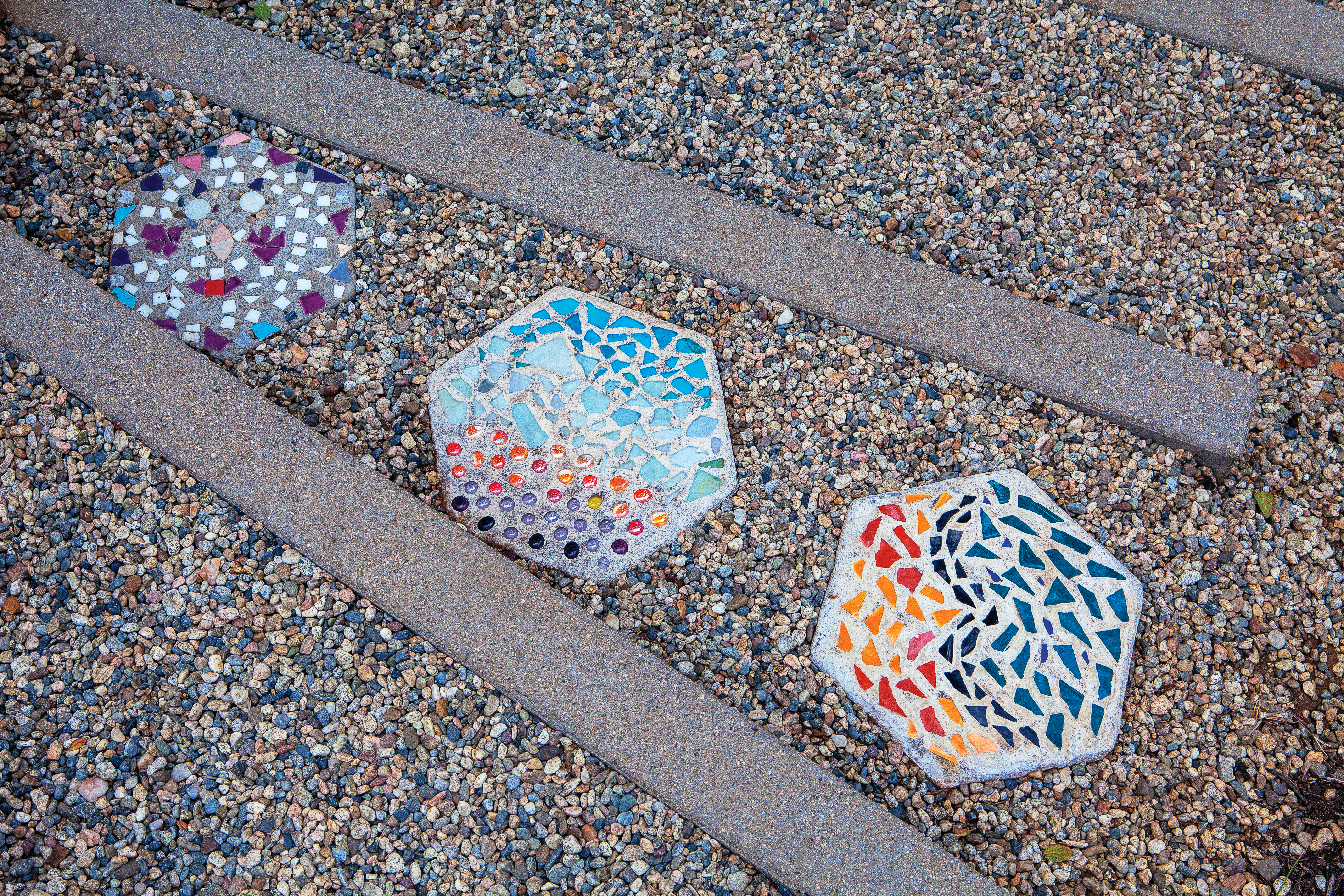 create-a-gallery-with-pavers