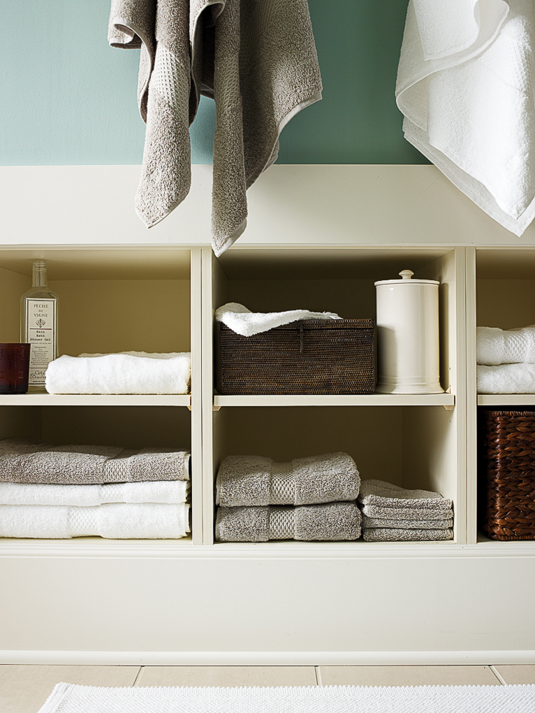 5 Ways You’re Ruining Your Bath Towels