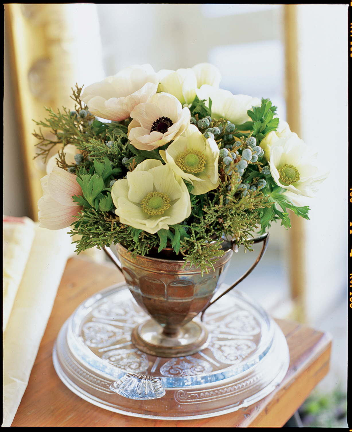 Get a floral designer’s secrets to beautiful small arrangements