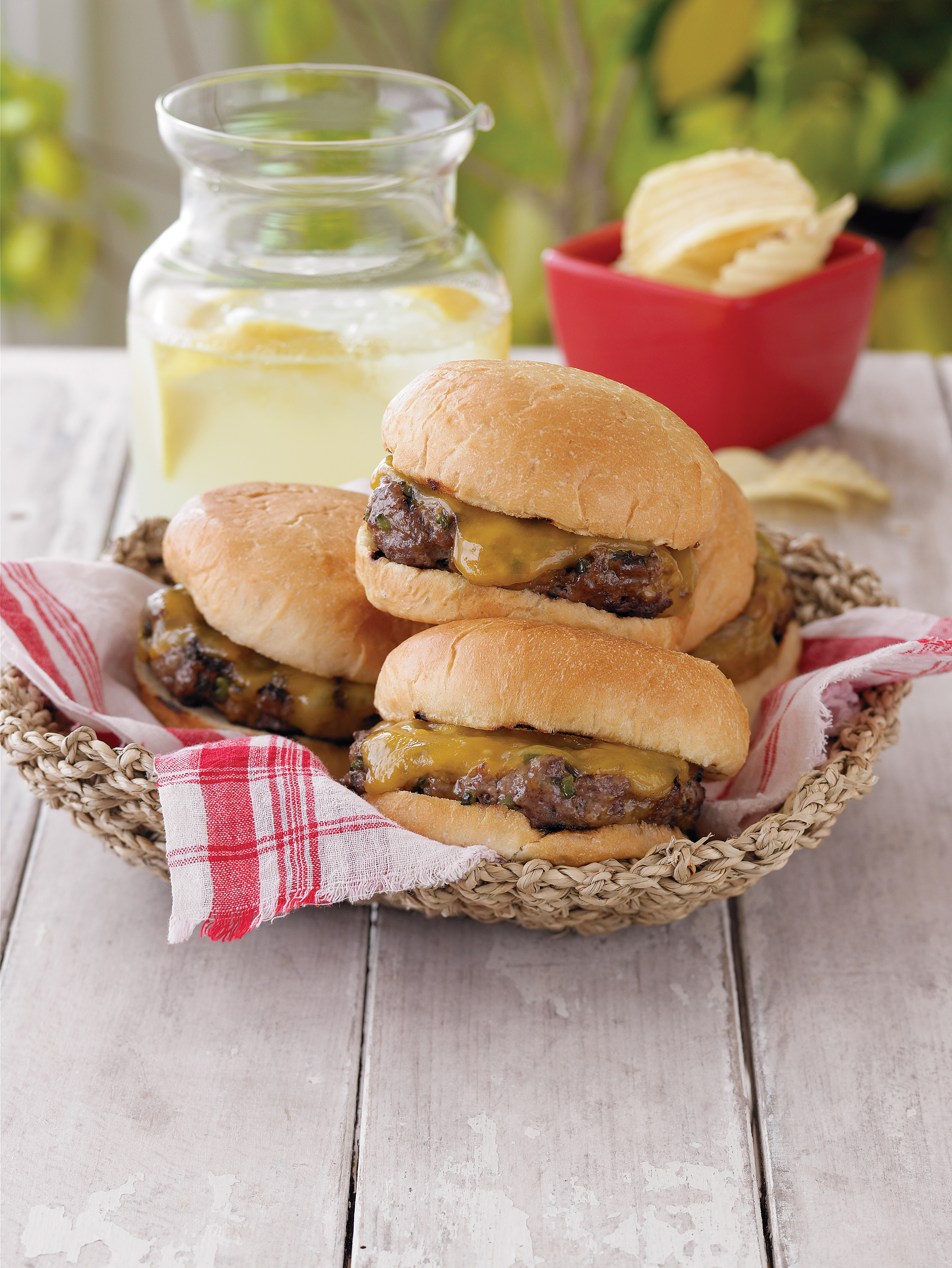 green-chile-cheeseburgers