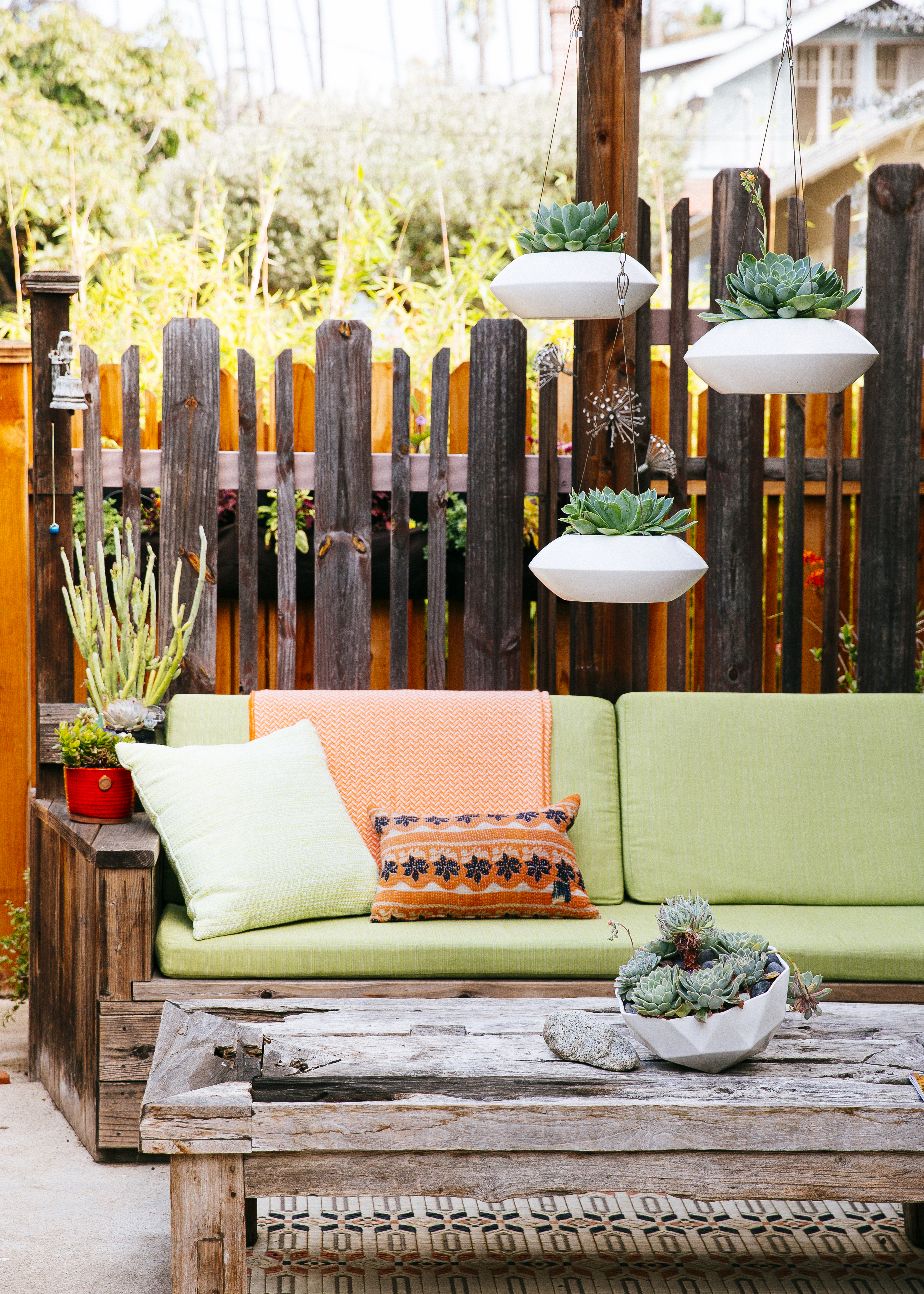 hang-a-green-chandelier