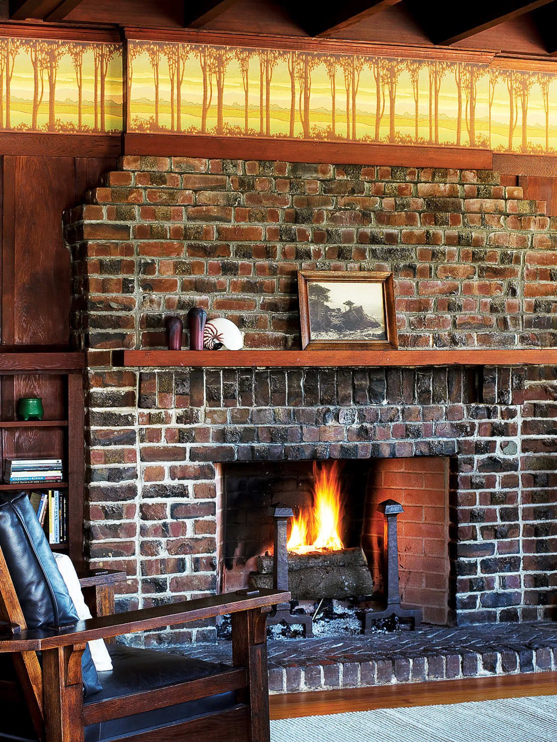 classic-cozy-living-room