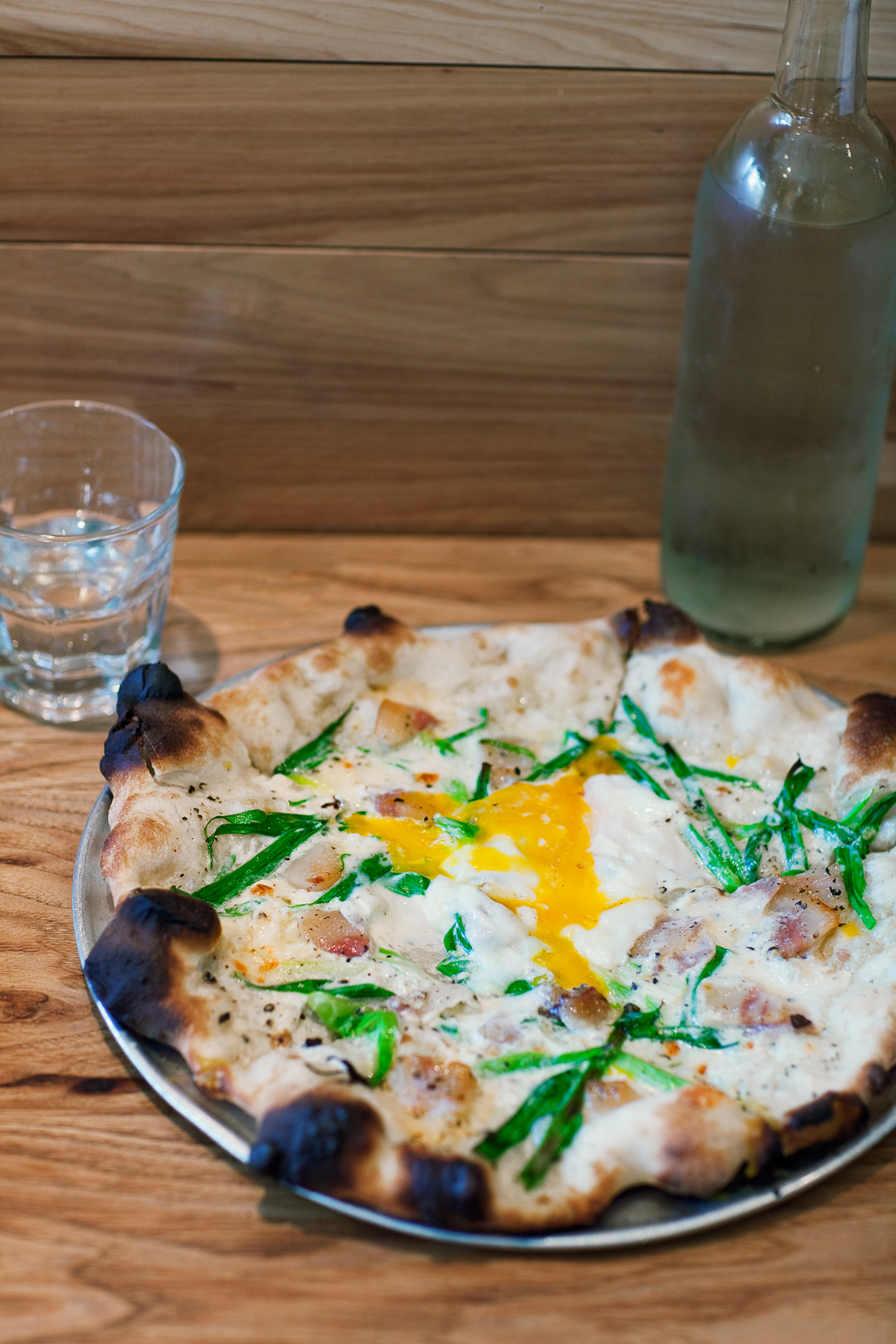 delfinas-carbonara-pizza