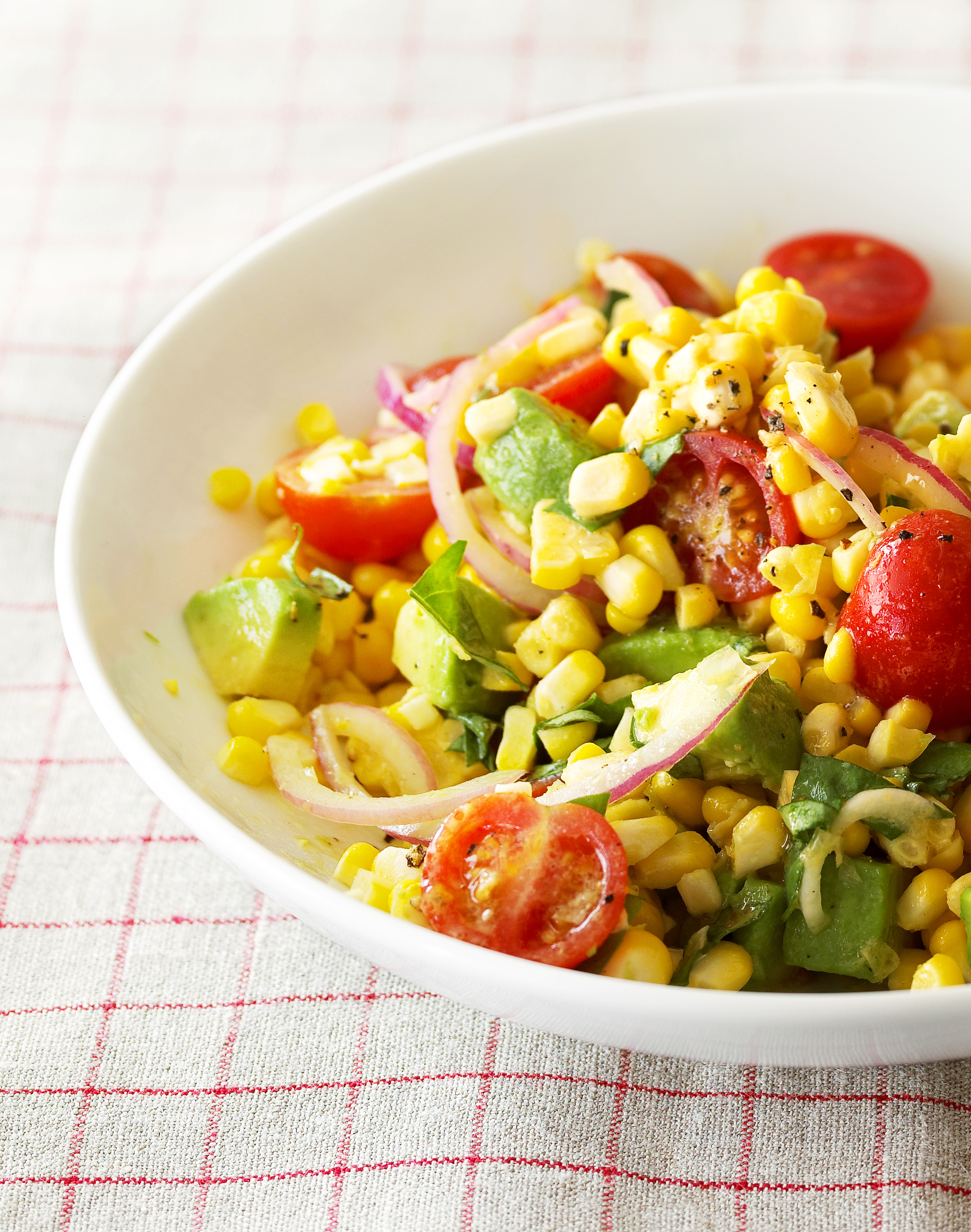 Graduation: Fresh Corn and Avocado Salad (0517)