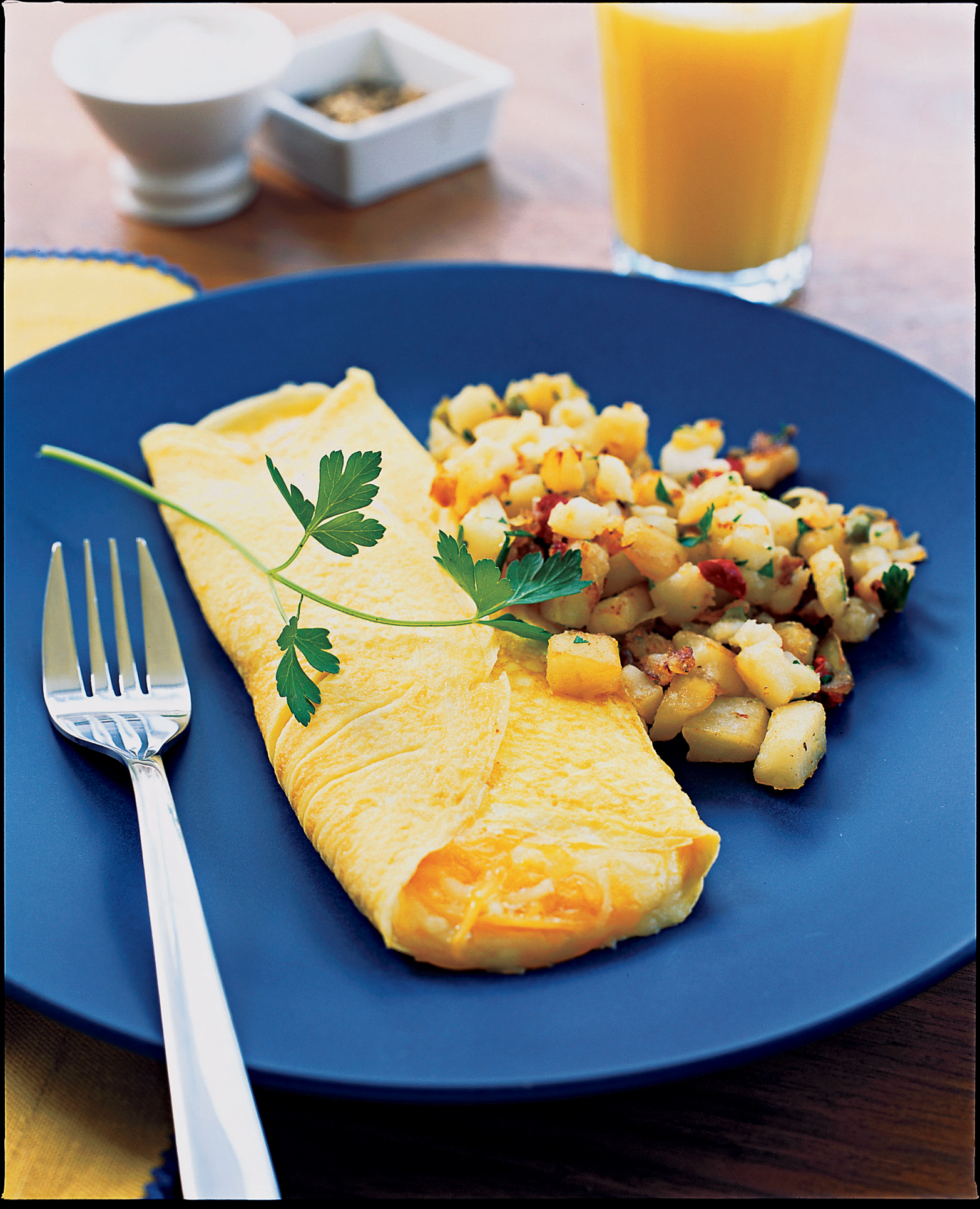 Scrambled: Folded Cheese Omelet (0415)