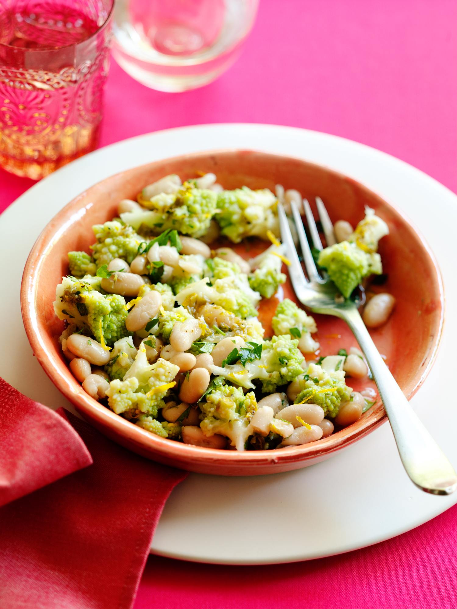 romanesco-broccoli-and-cannellini-bean-salad