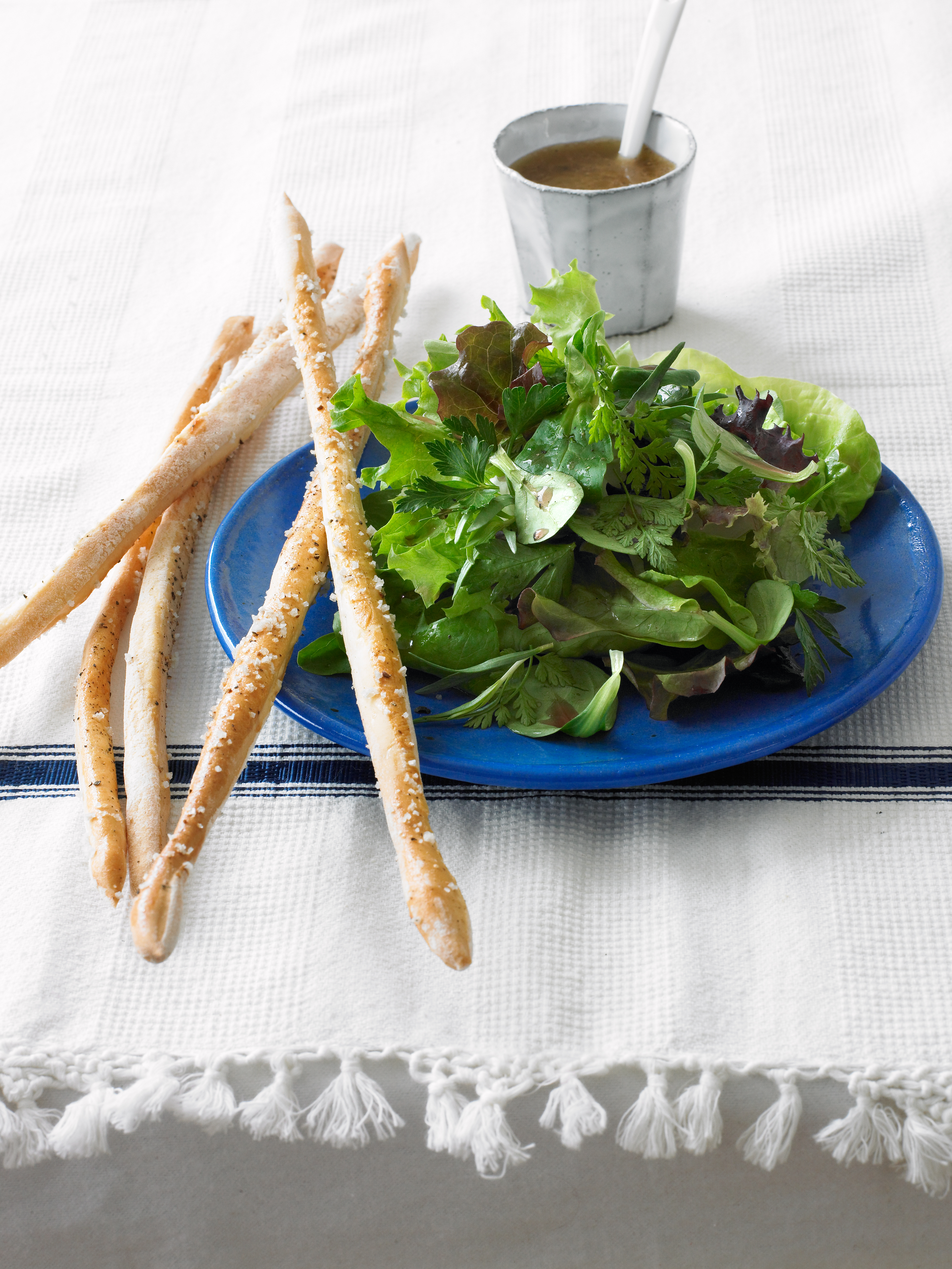 greens-and-herbs-salad-with-classic-vinaigrette