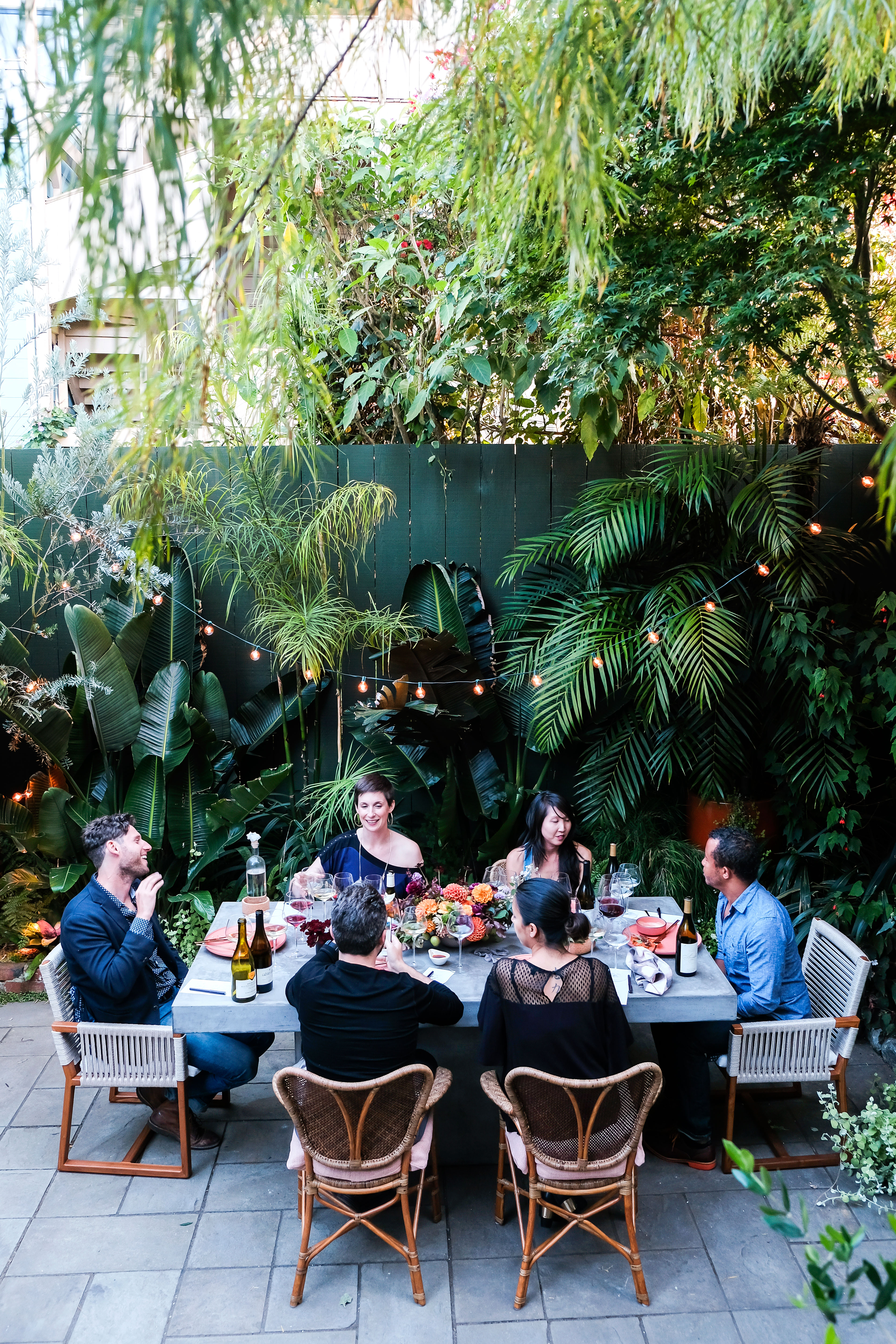 4 Steps to Hosting a Wine Club Party