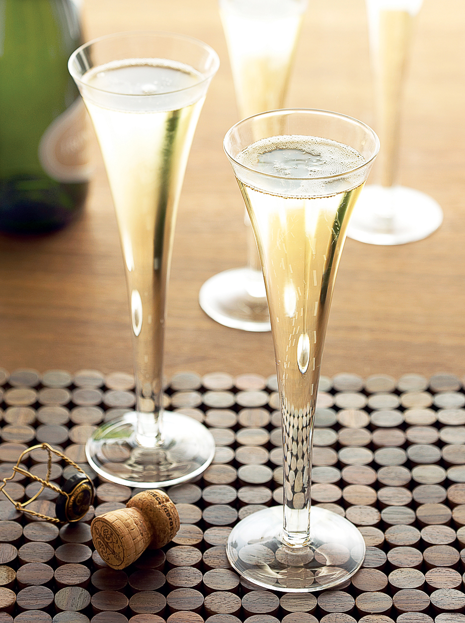 theres-worthy-bubbly-beyond-france