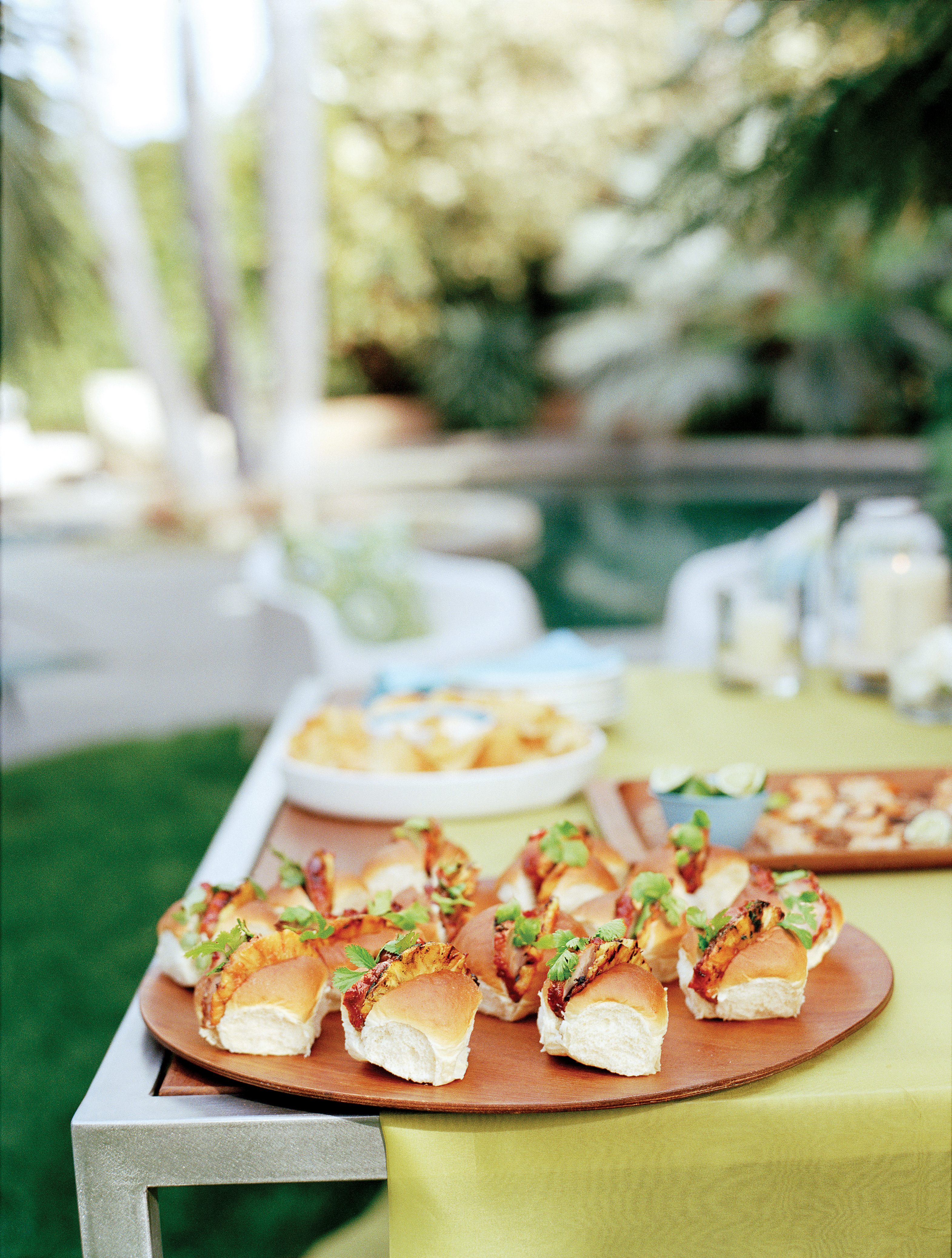 char-siu-glazed-pork-and-pineapple-buns