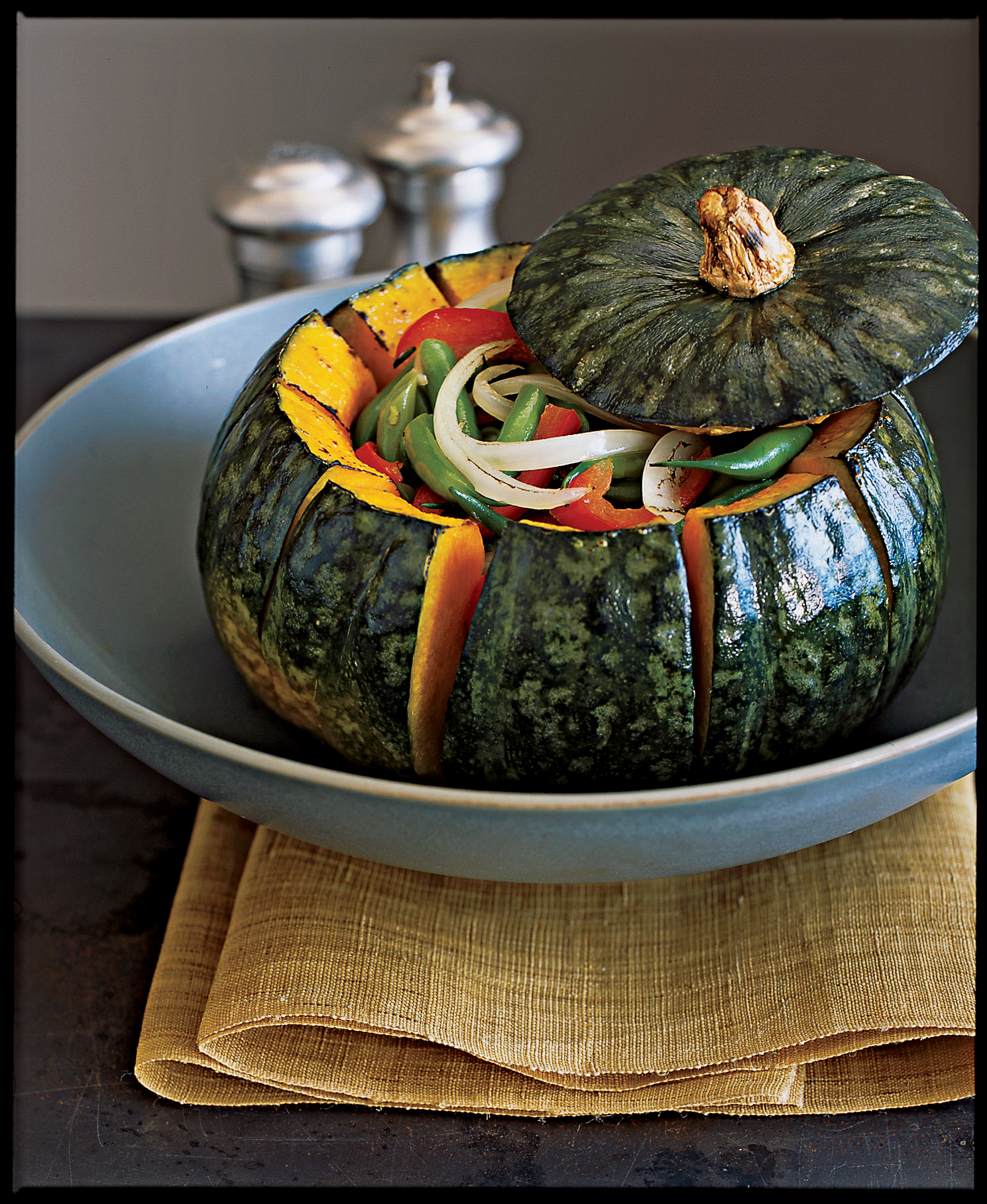 roasted-kabocha-squash-bowl-with-autumn-vegetables