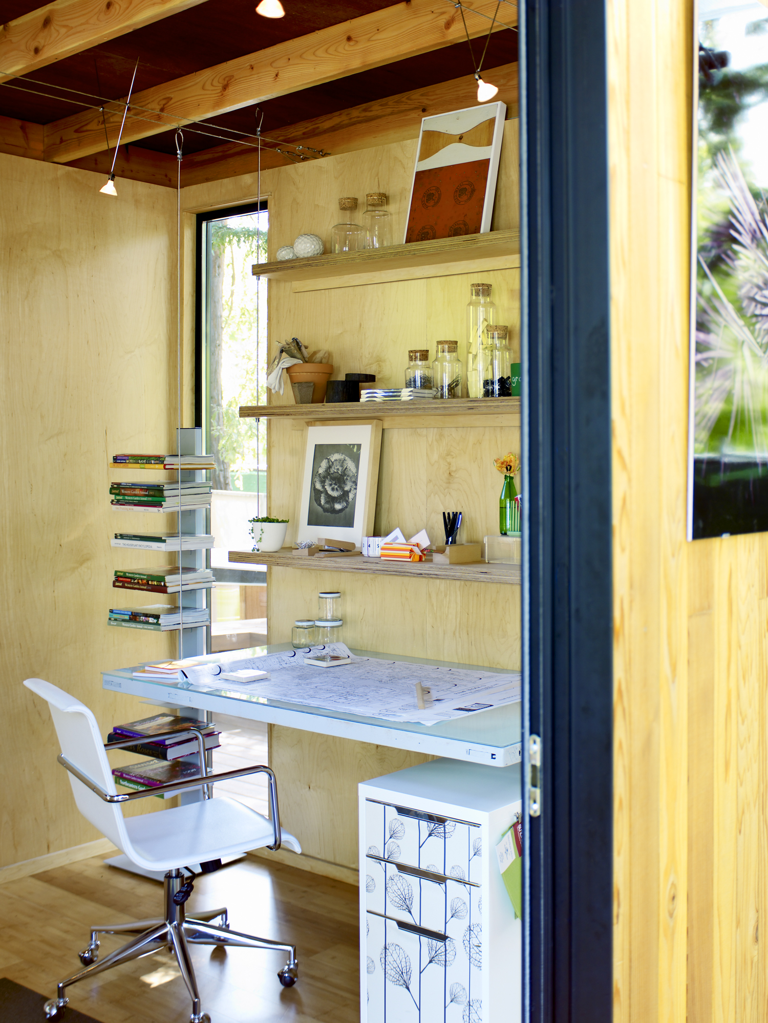 modern-cottage-office