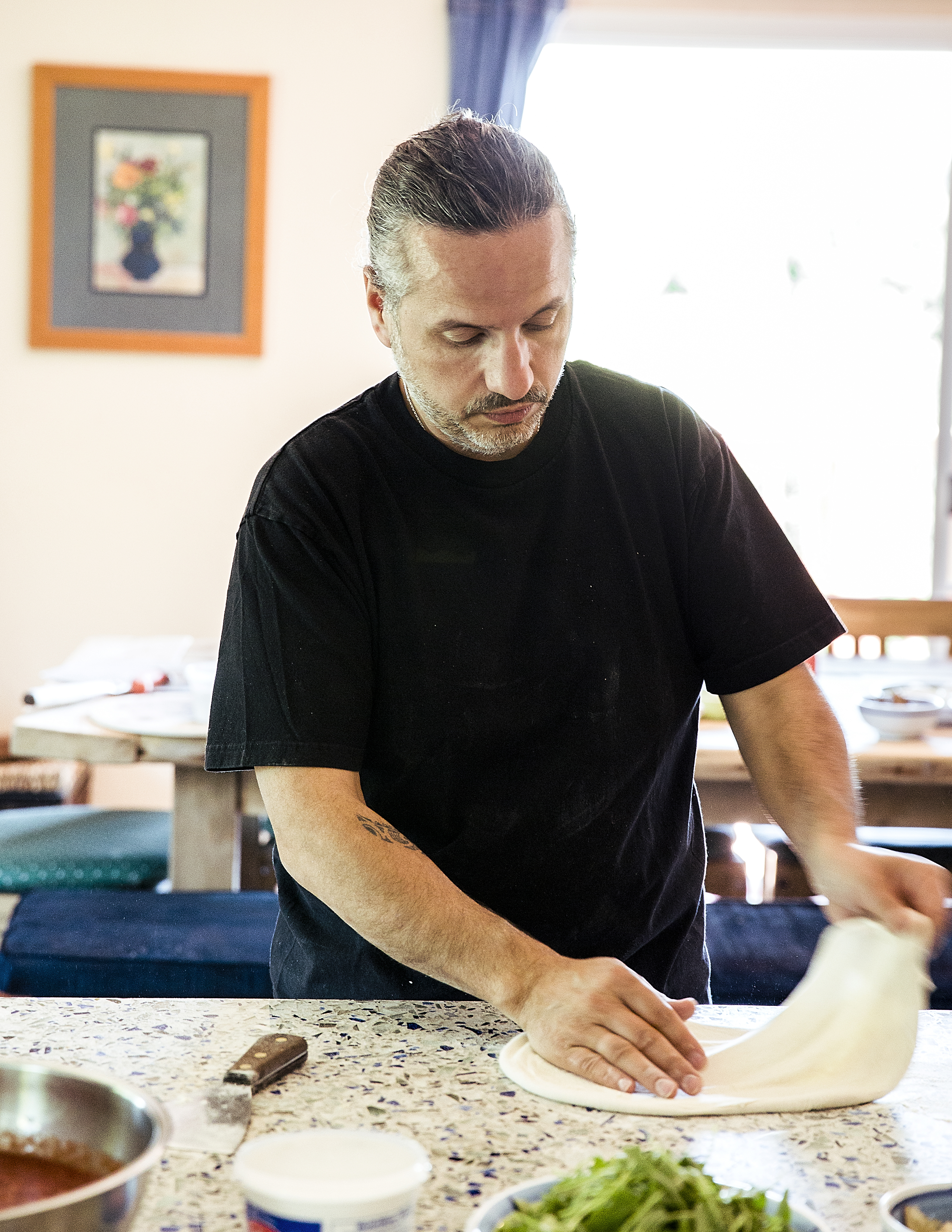 stretch-and-flip-dough