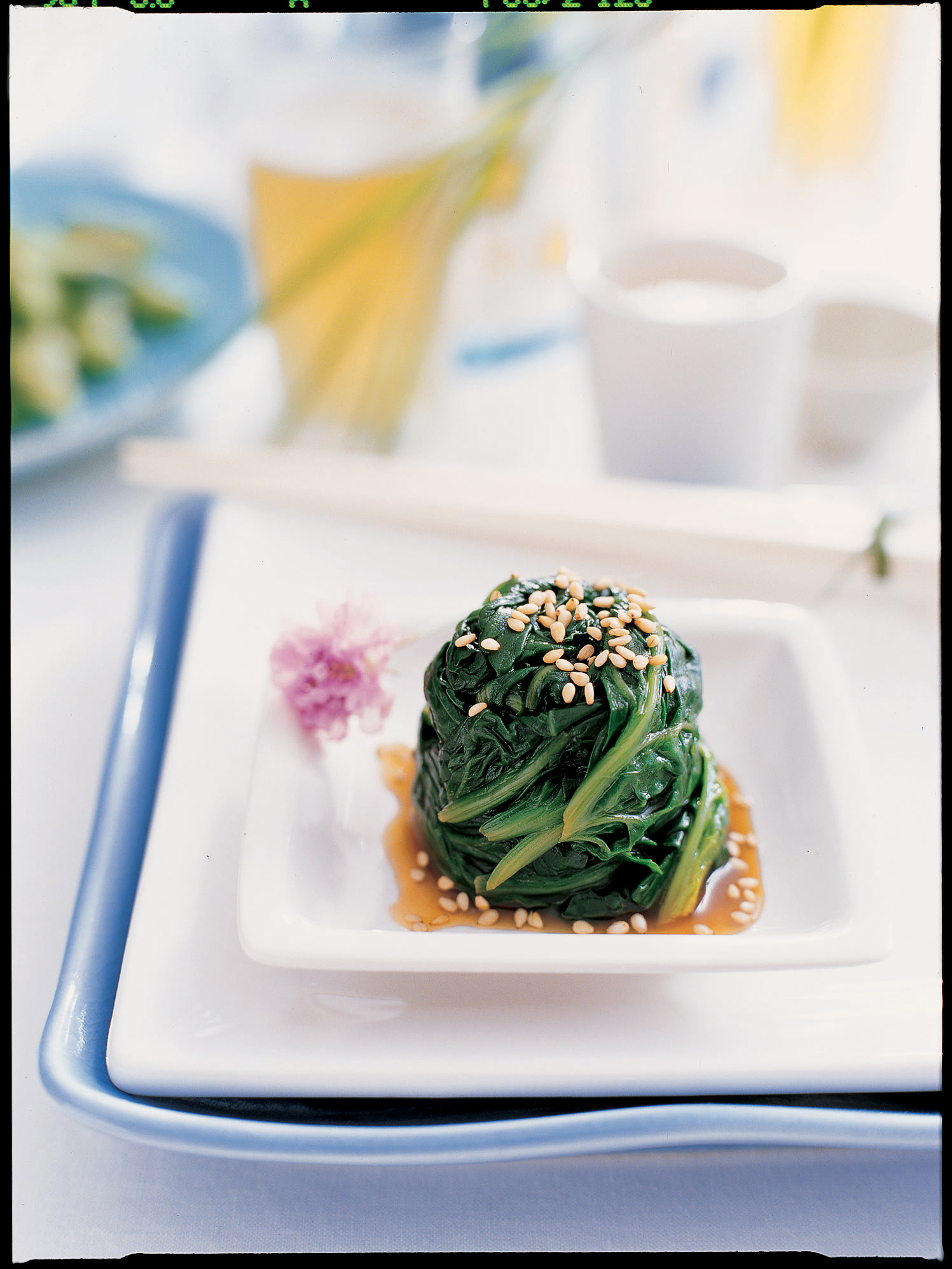 sesame-spinach-salad