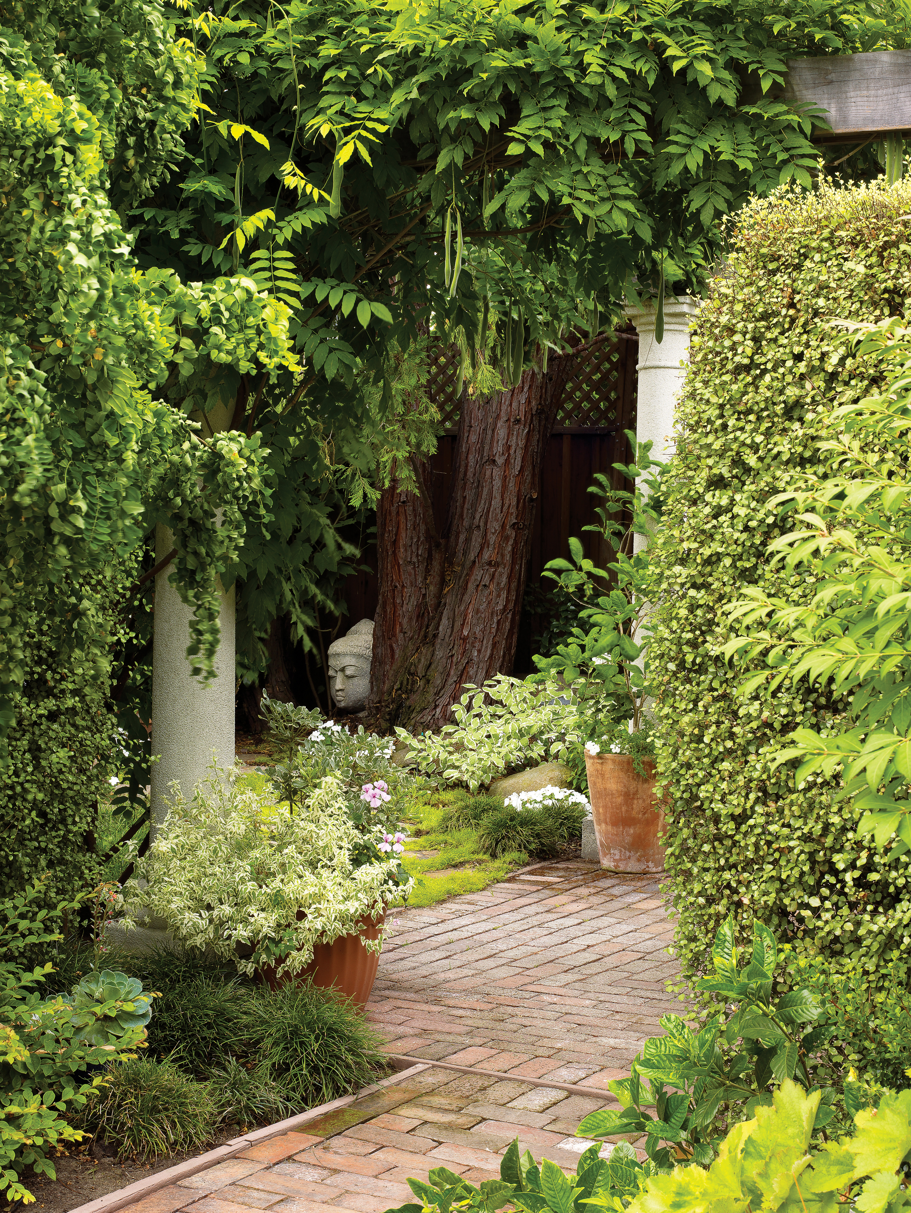 Free Plan: A Garden of Outdoor Rooms