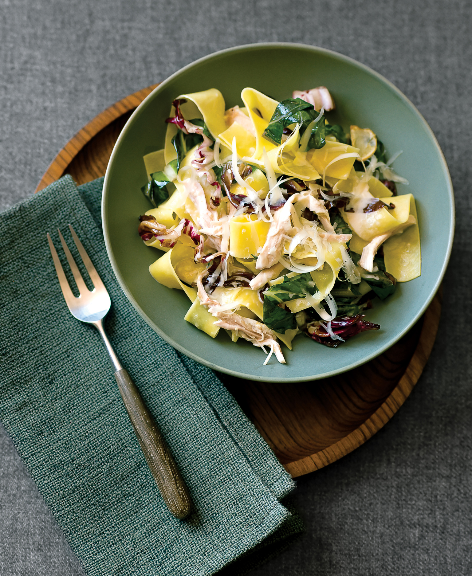 Pappardelle with chicken and winter greens (1009)