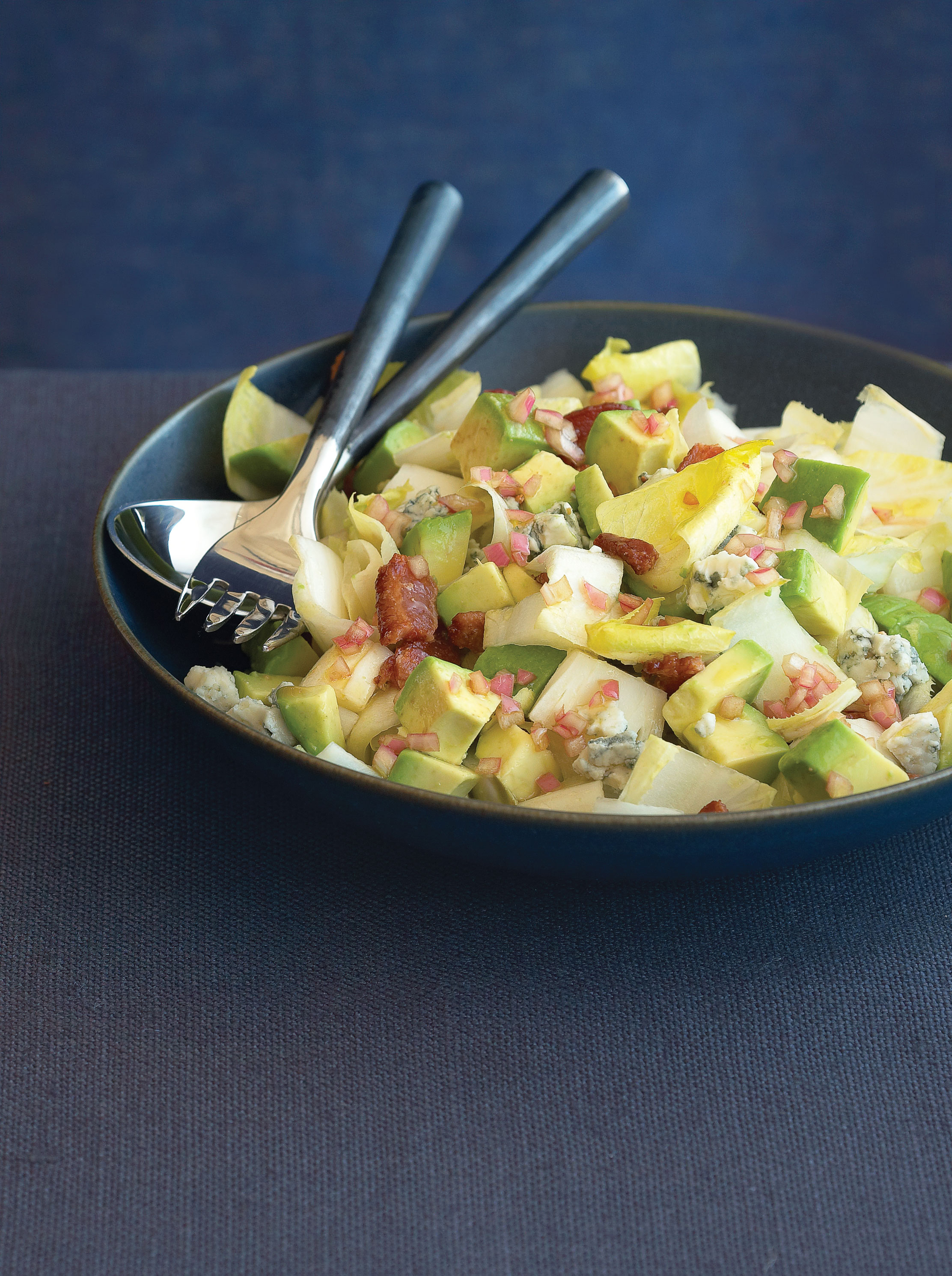 endive-salad-with-bacon-gorgonzola-and-avocado