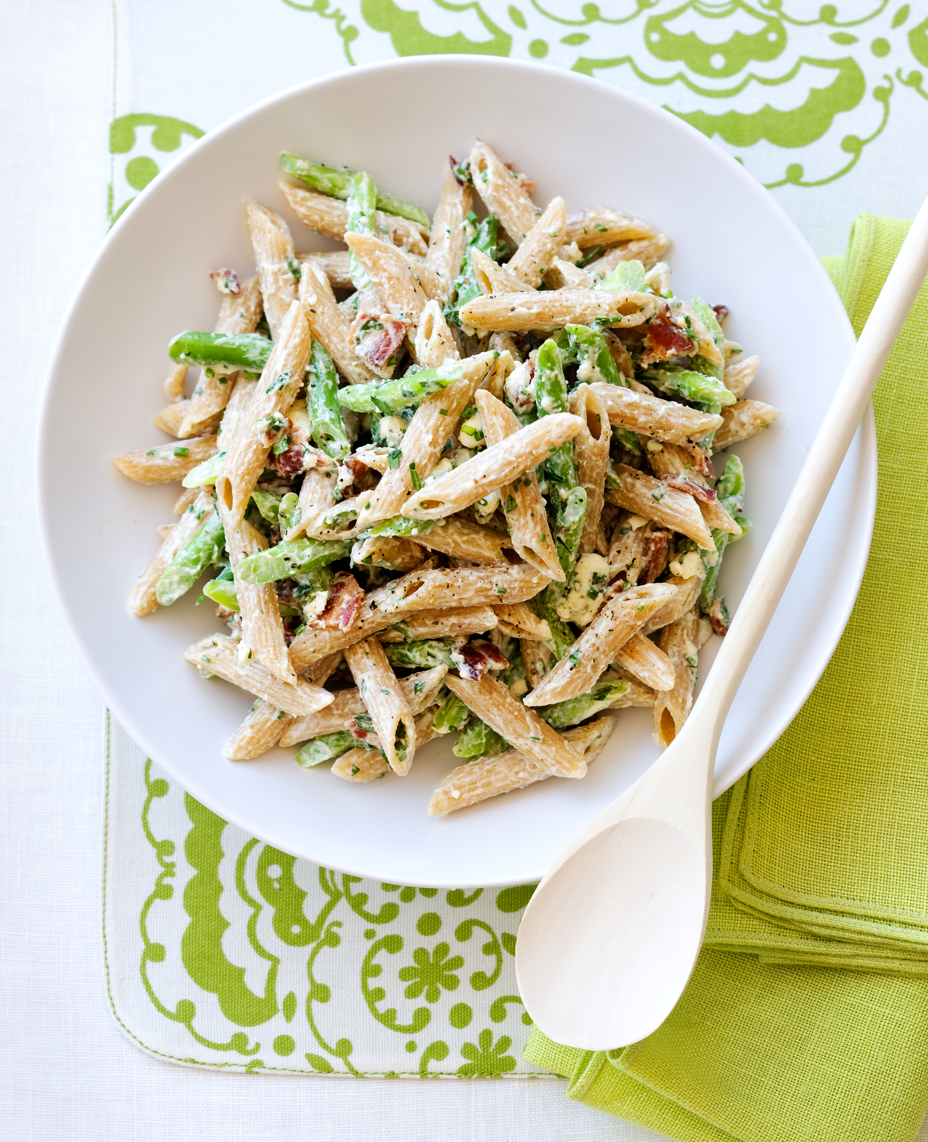 green-bean-and-whole-grain-penne-salad