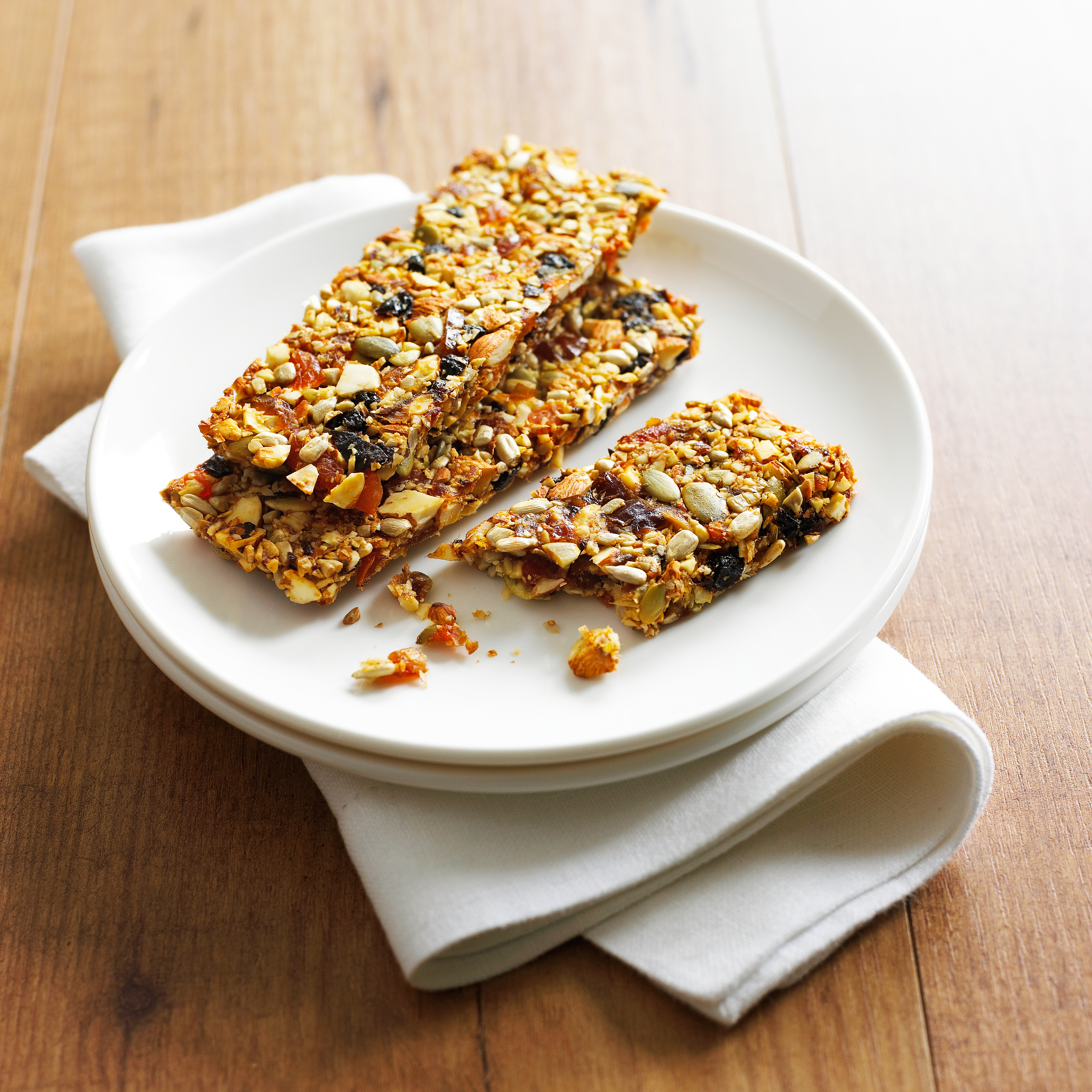 fruit-and-nut-breakfast-bars