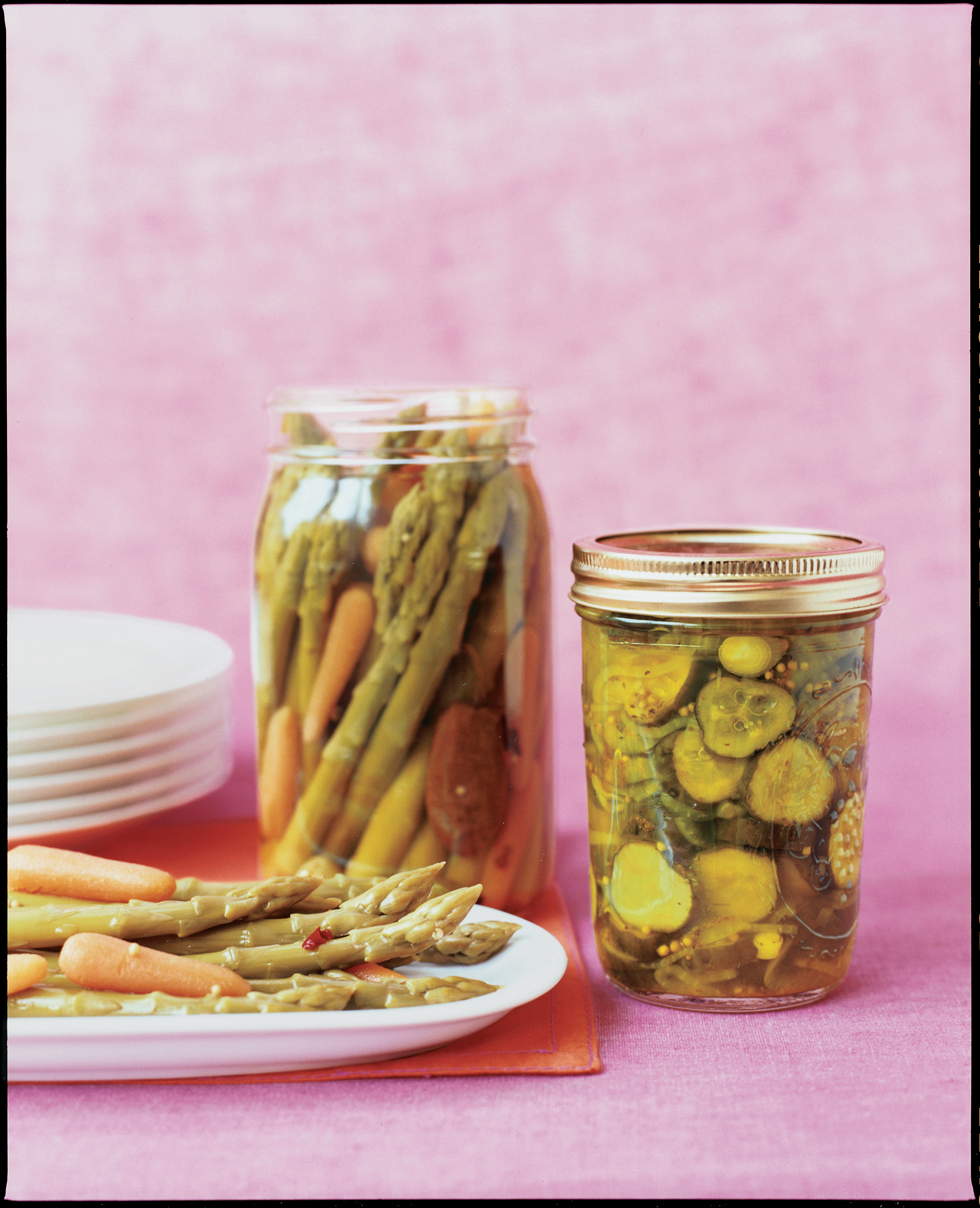 pickled-chipotle-asparagus
