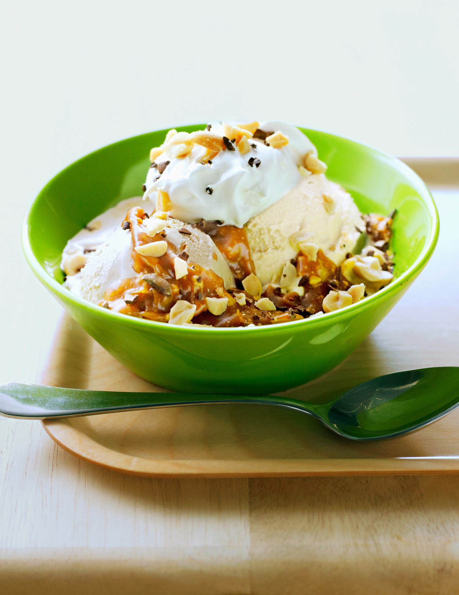 coffee-sundaes-with-salted-peanut-butter-caramel