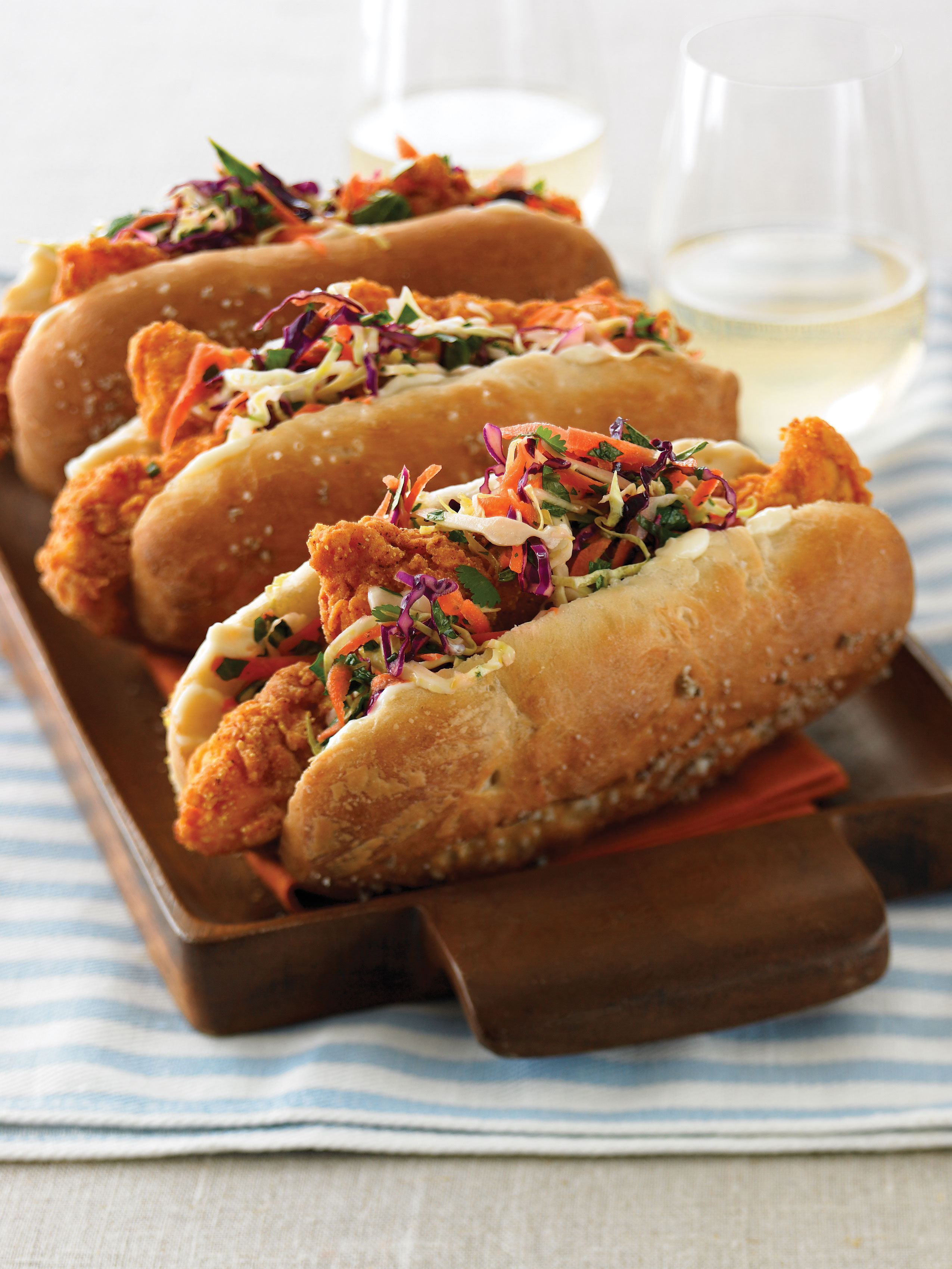 fried-chicken-sandwiches-with-spicy-slaw