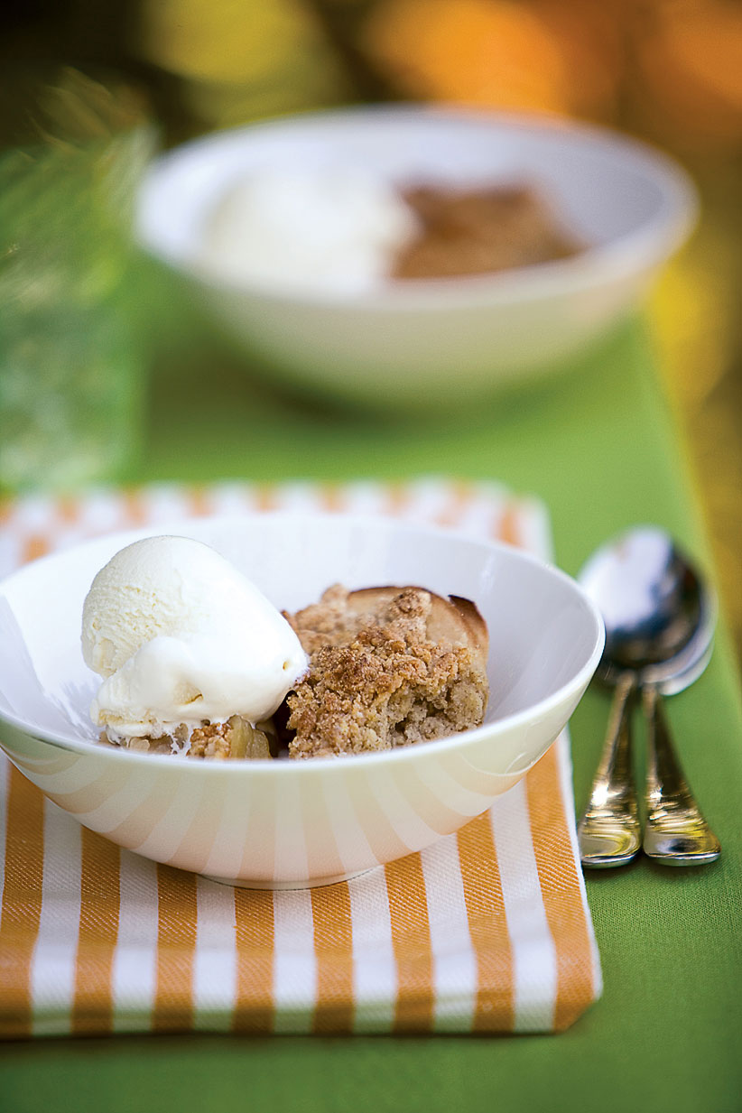 grill-baked-apple-crisp