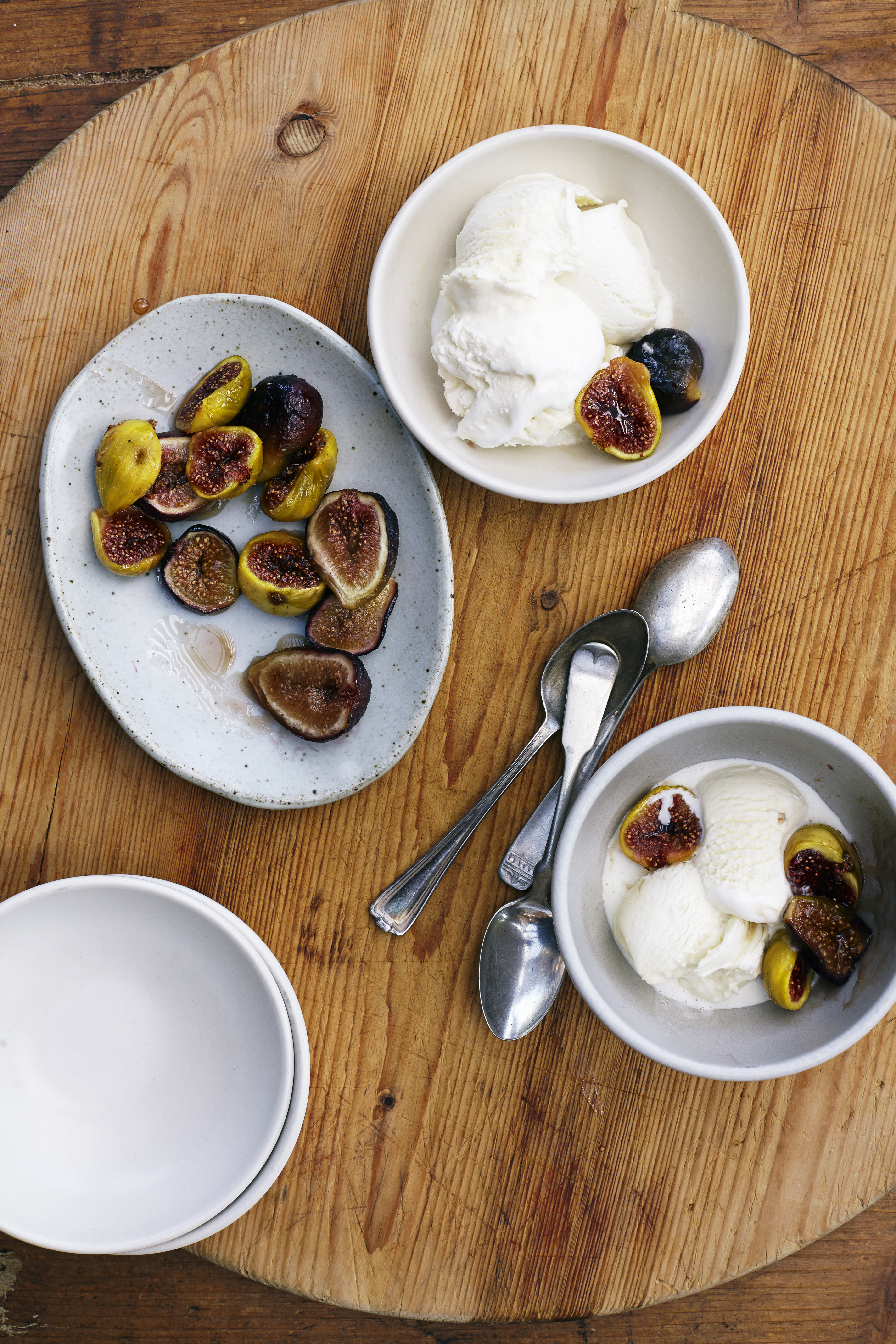 honey-ice-cream-with-honey-roasted-figs