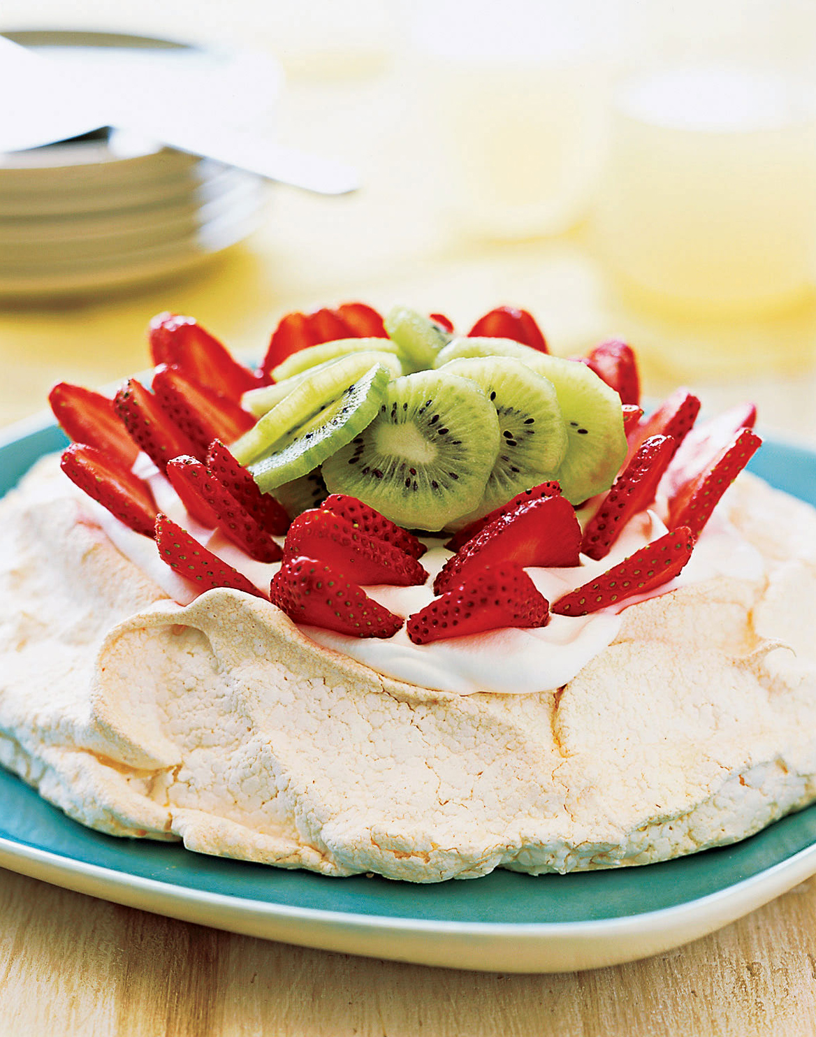 strawberry-kiwi-pavlova