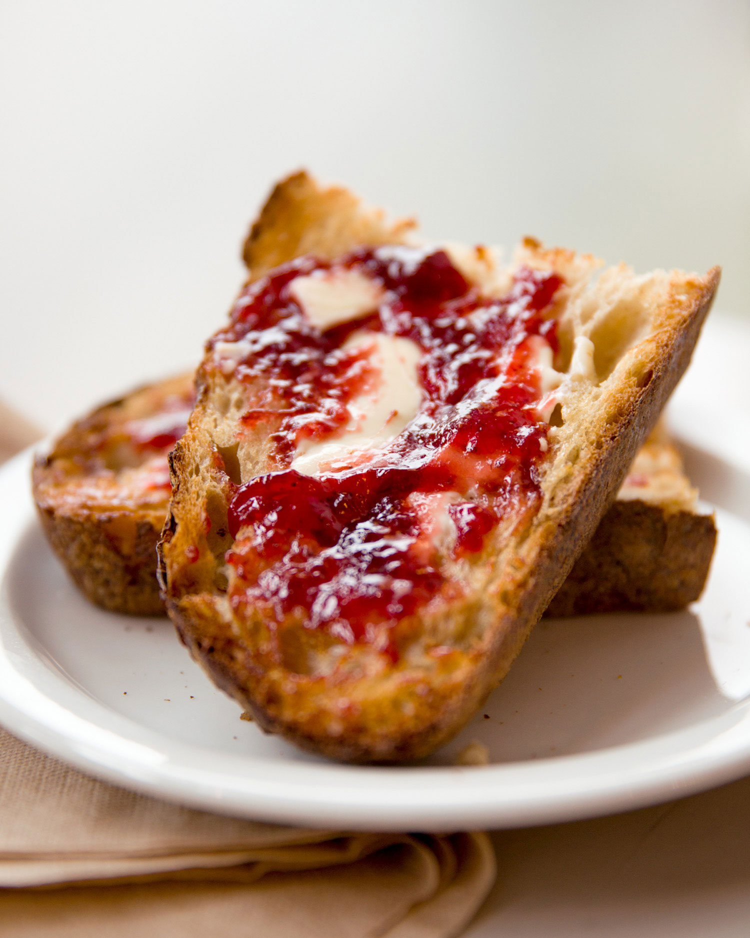 toast-with-butter-and-jam