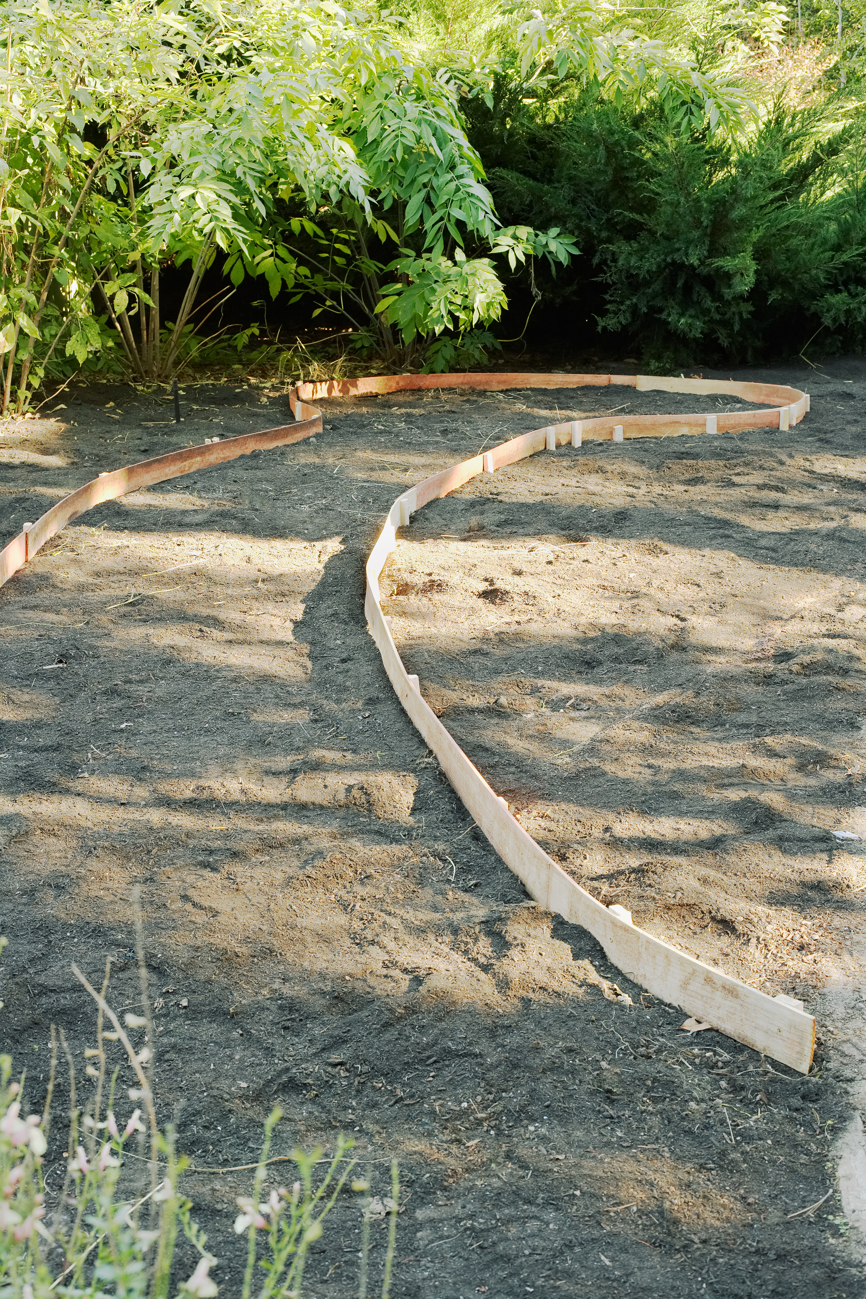 how-to-make-a-simple-gravel-path-step-2