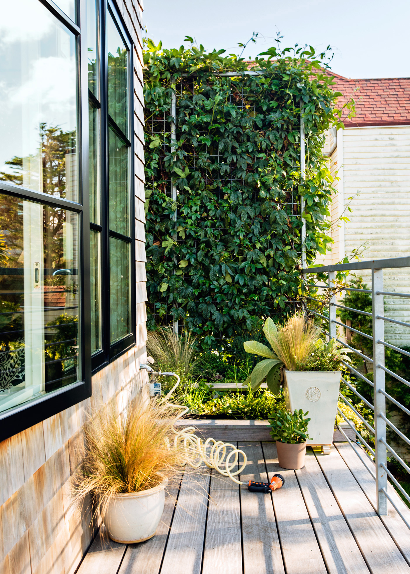 live-big-in-a-small-backyard