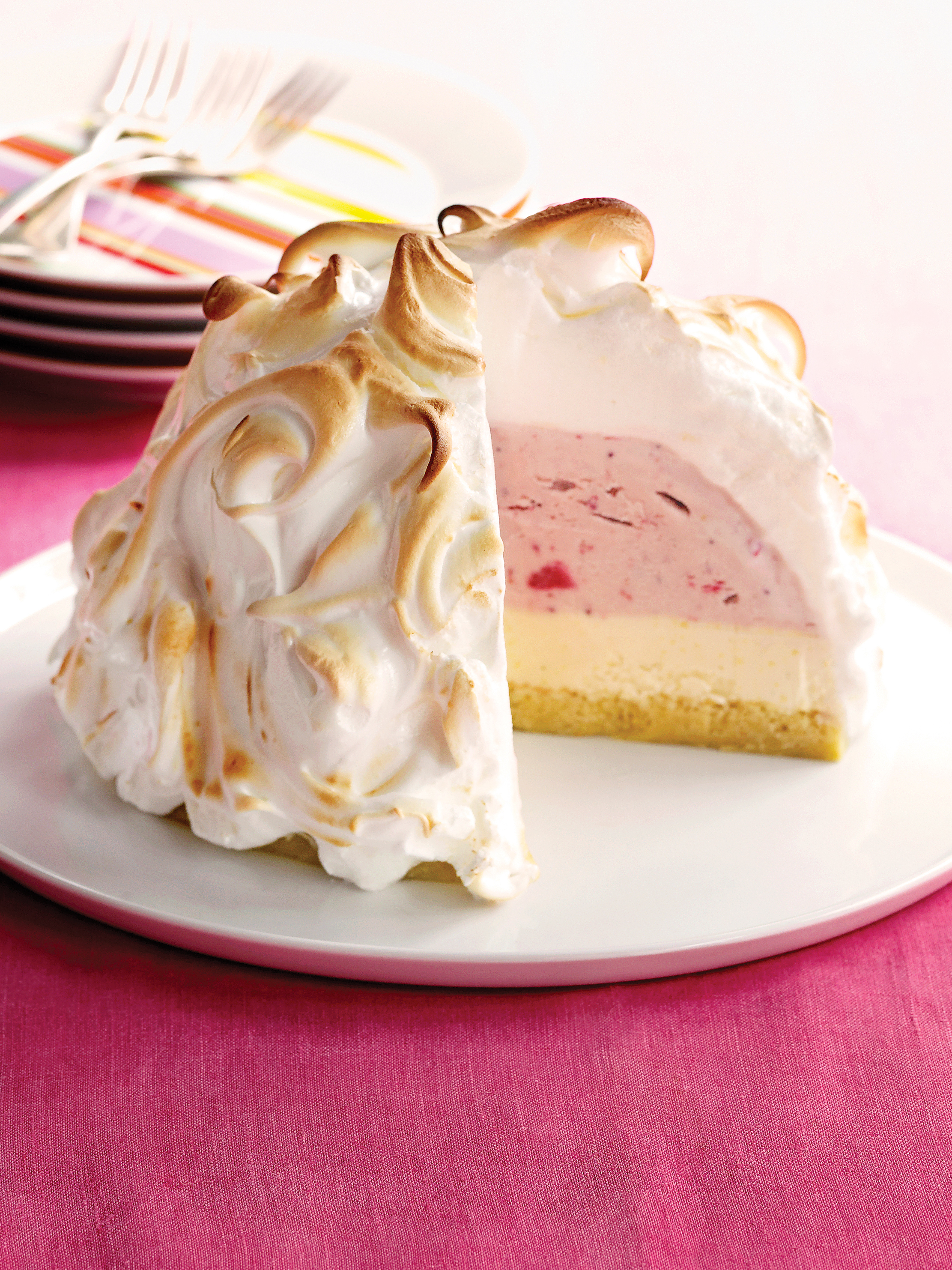 strawberry-lemon-baked-alaska