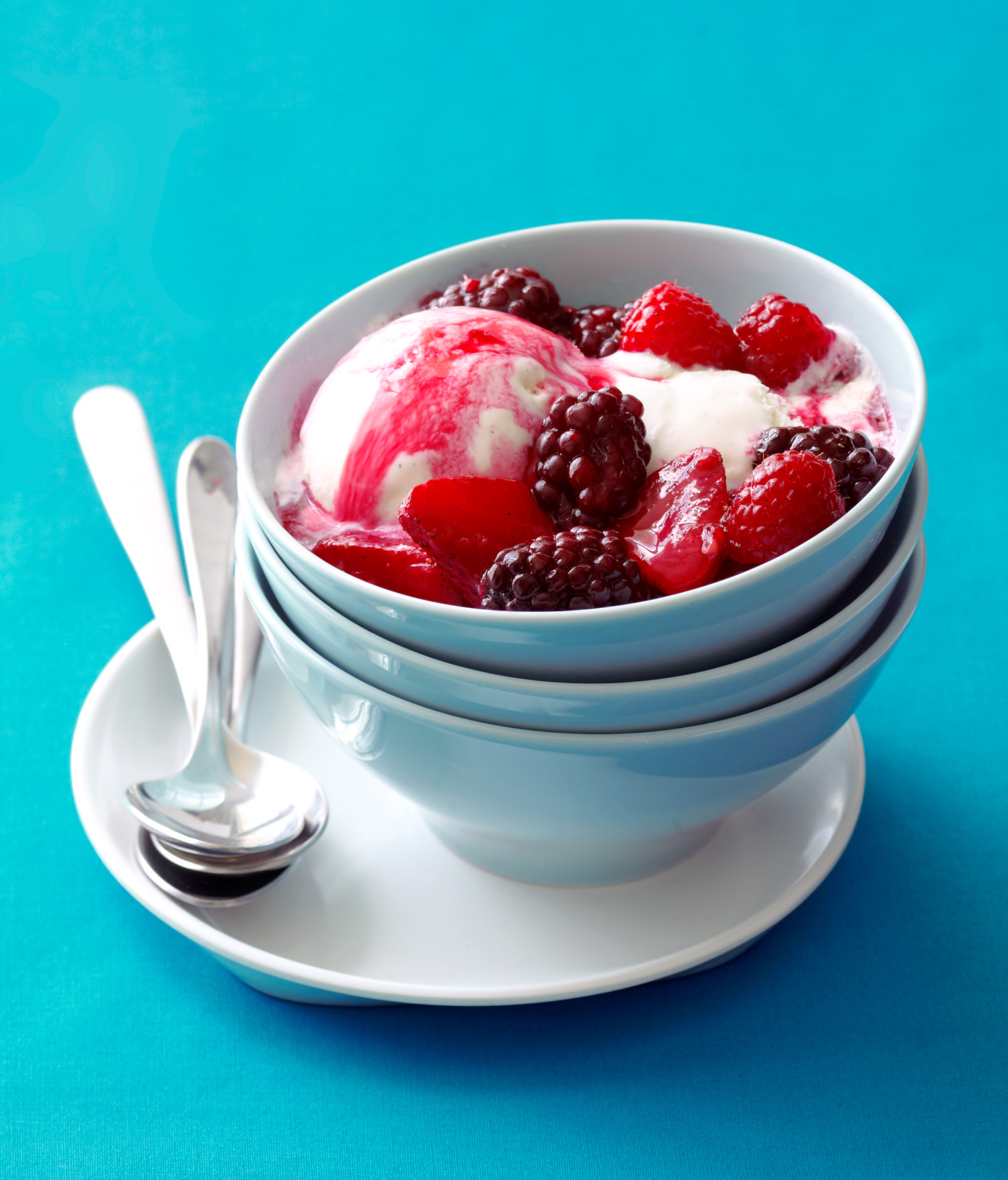 Fruit desserts: Roasted Berry Sundaes (0711)