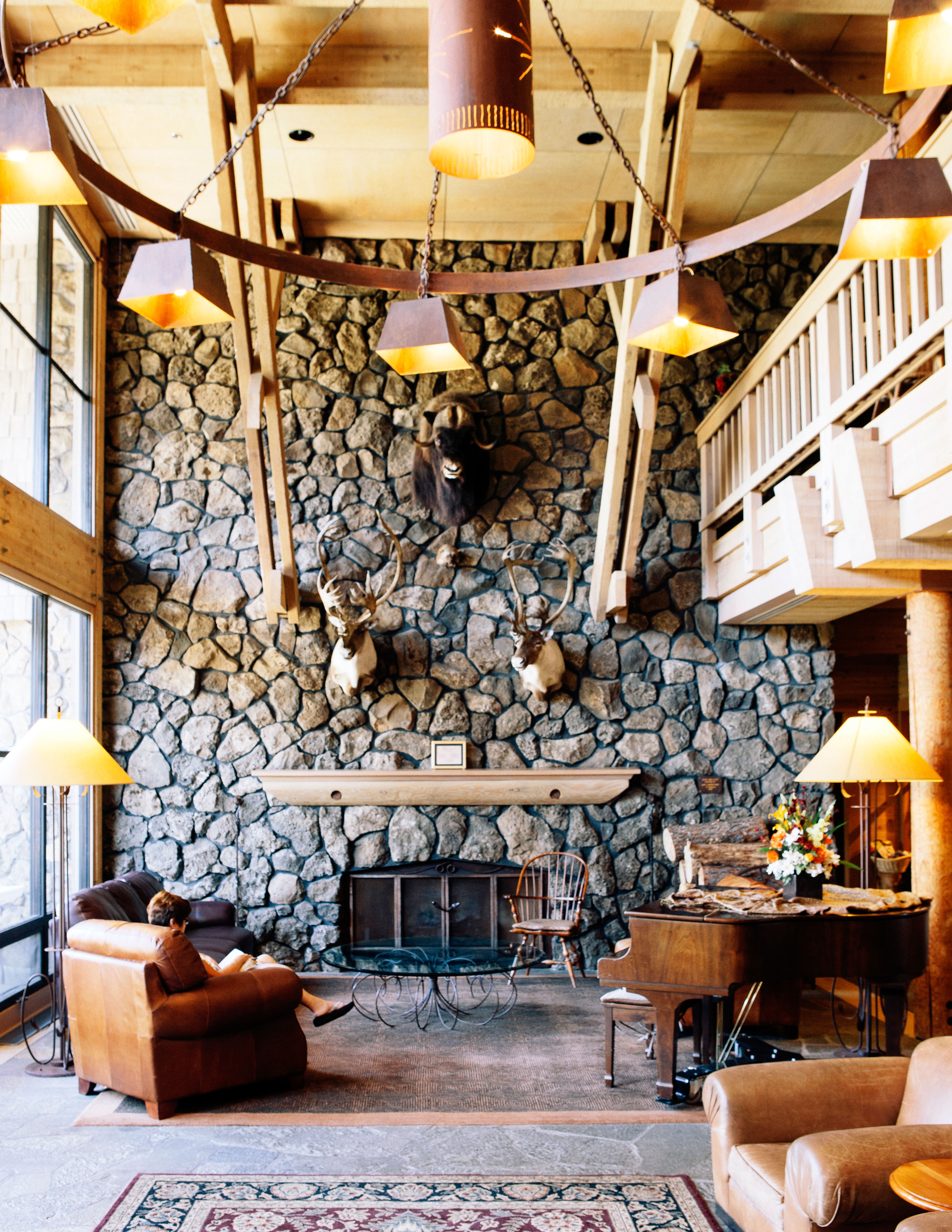 best-fancy-resort-sun-mountain-lodge
