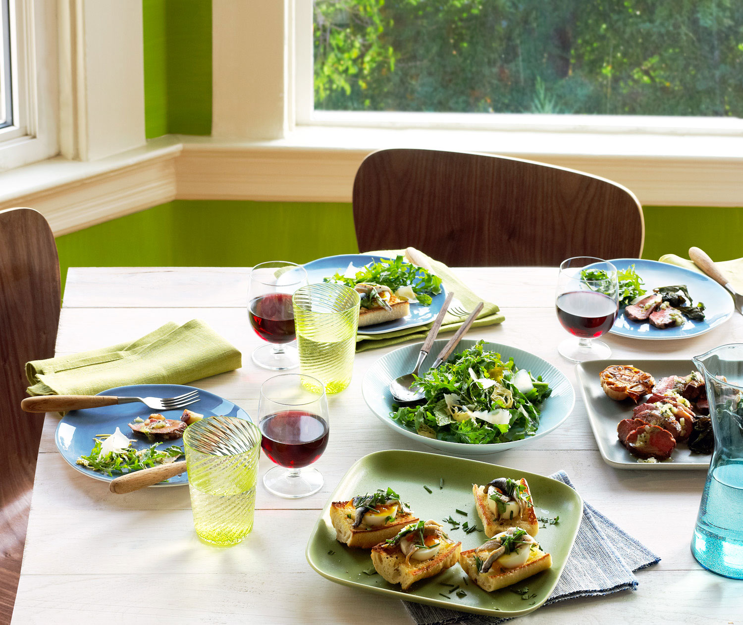 egg-and-anchovy-crostini