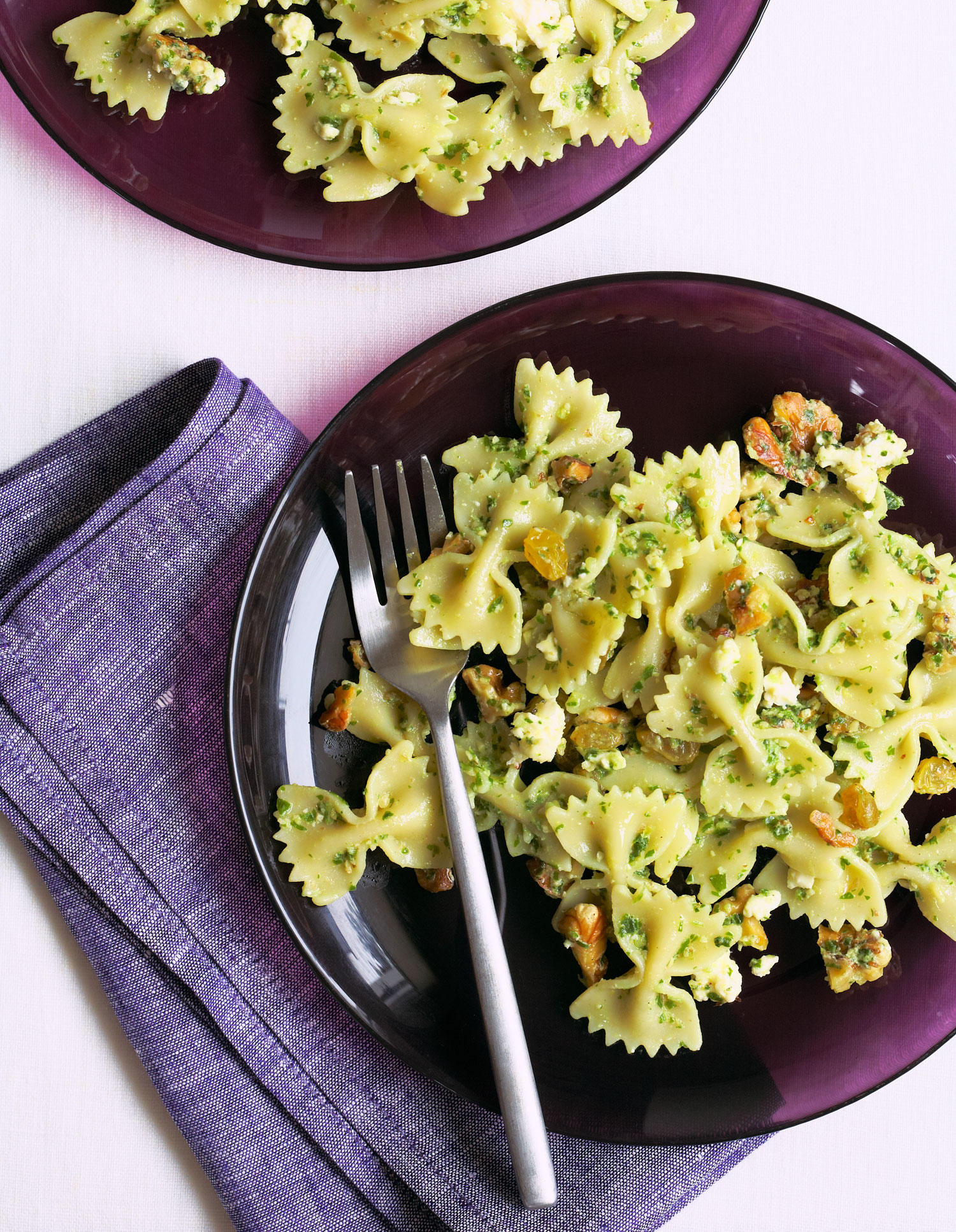 arugula-walnut-pesto-farfalle
