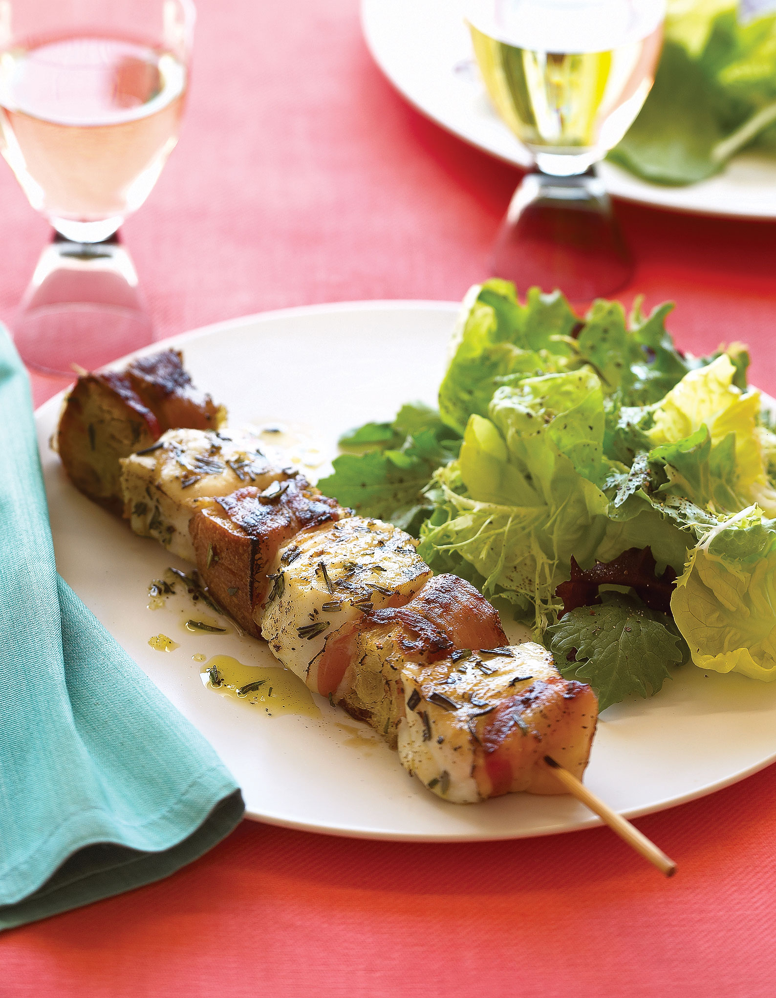 halibut-kebabs-with-grilled-bread-and-pancetta
