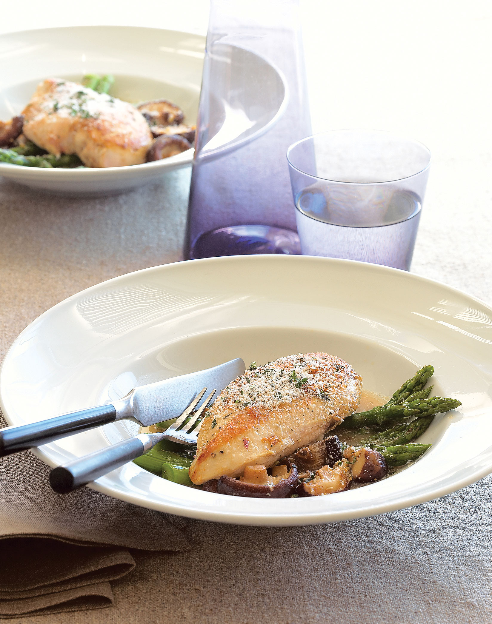 pan-roasted-chicken-with-asparagus-and-shiitakes
