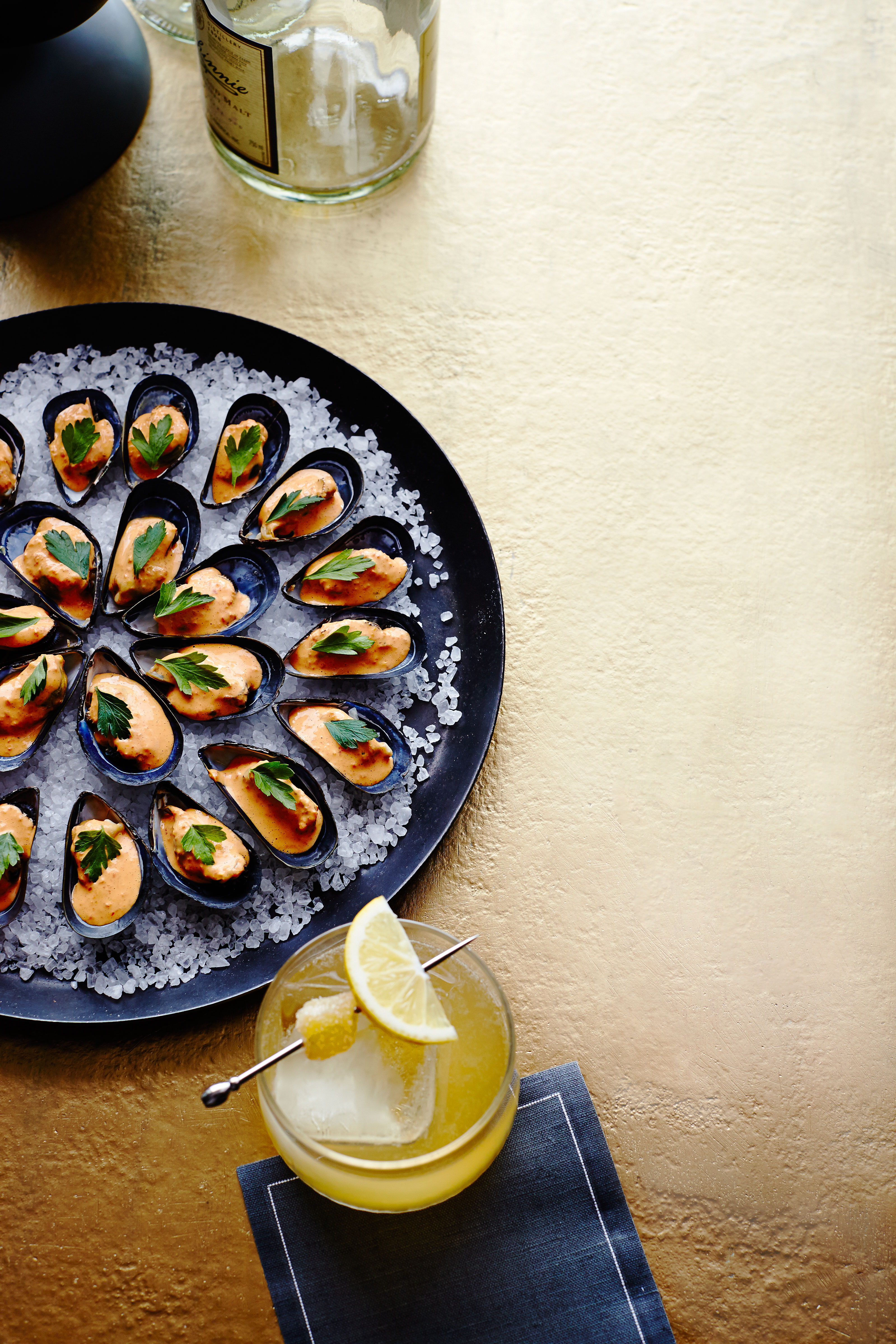 chilled-mussels-with-saffron-mayo